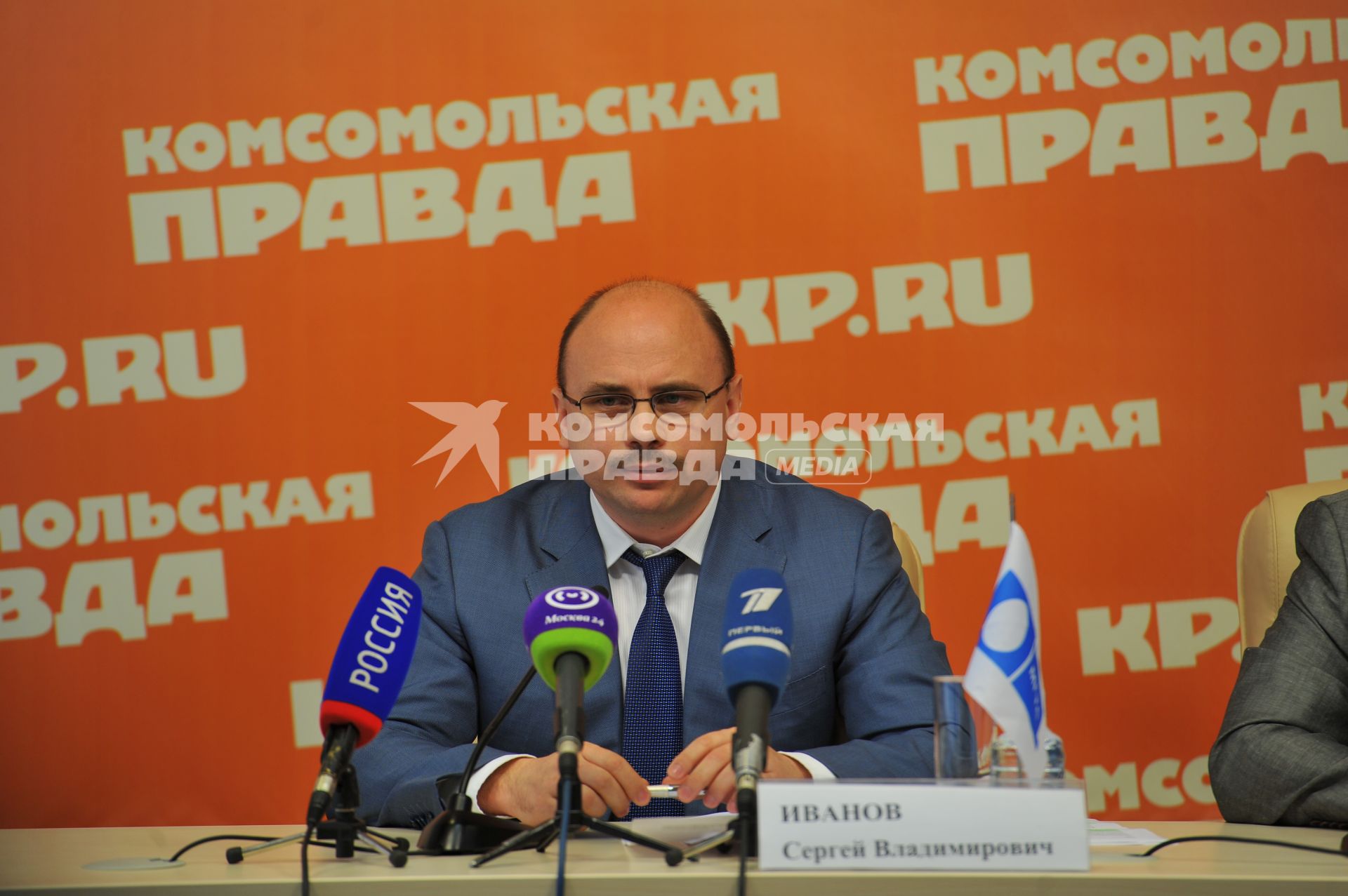 ИД `Комсомольская правда`. Генеральный директор ОАО ОАО `Московская городская телефонная сеть` (МГТС) Иванов Сергей.