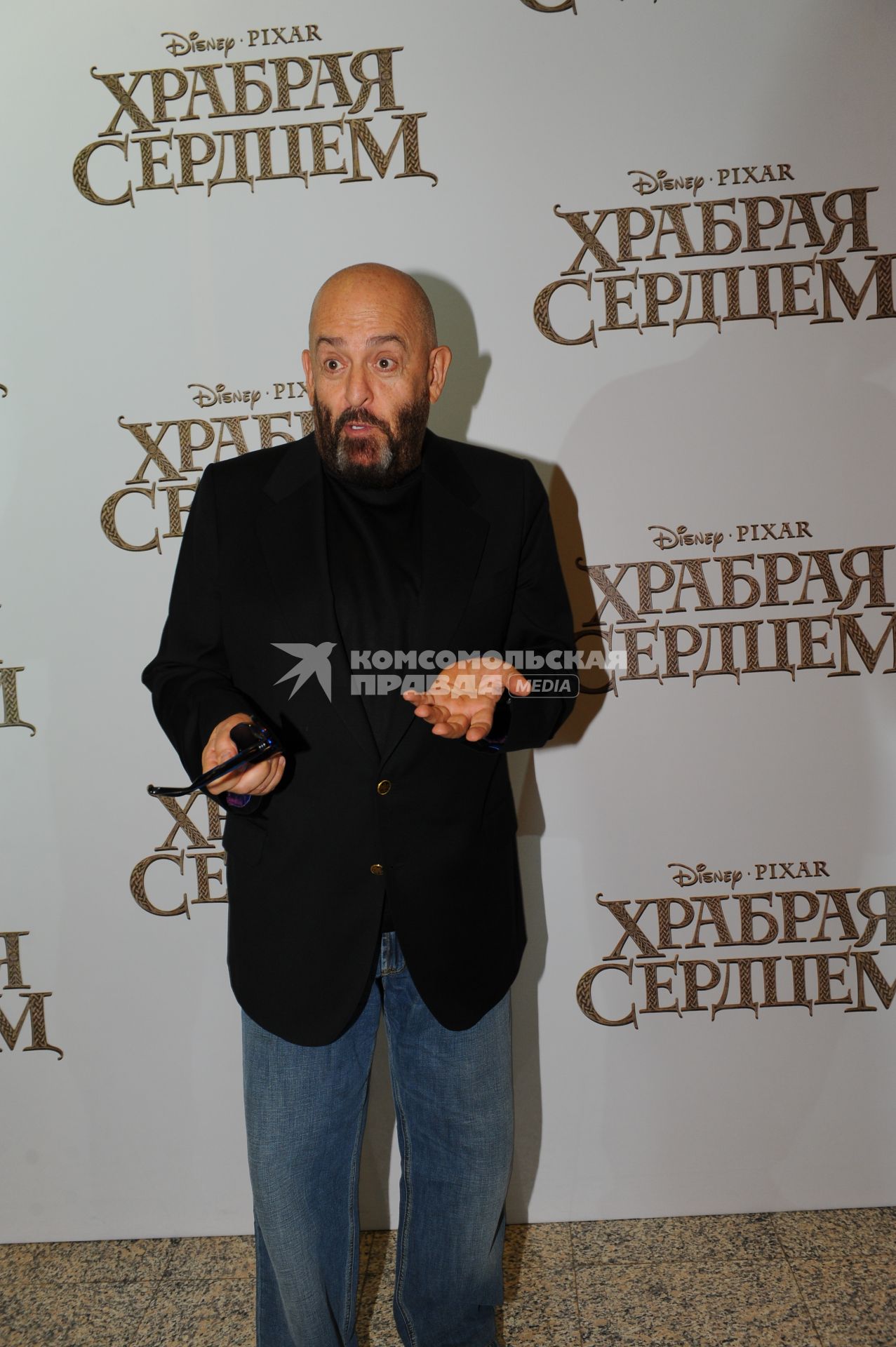 Кинотетар `Октябрь`. Премьера анимационного фильма Disney/Pixar `Храбрая Сердцем`. На снимке: певец Михаил Шуфутинский.