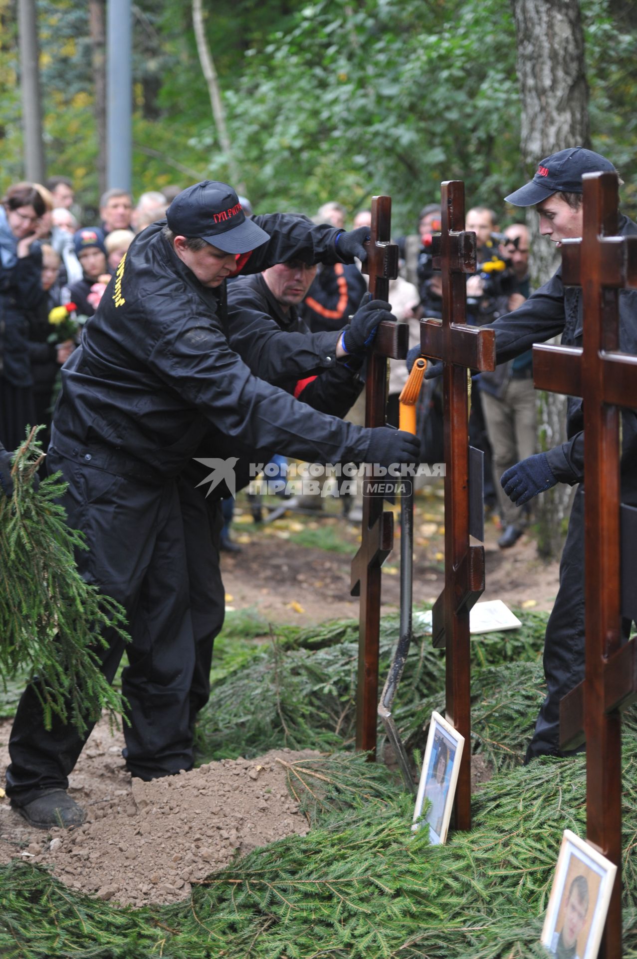 Похороны погибших в ДТП воспитанников детского дома