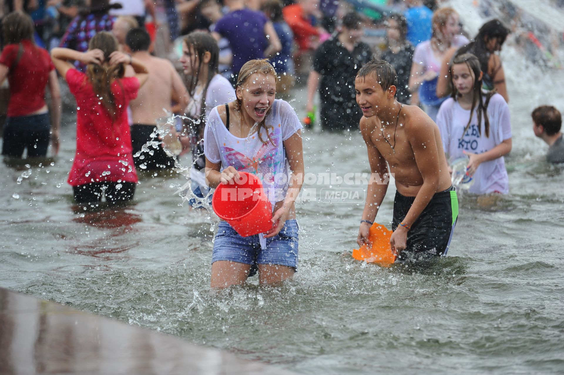 Водная битва на ВВЦ 2012.