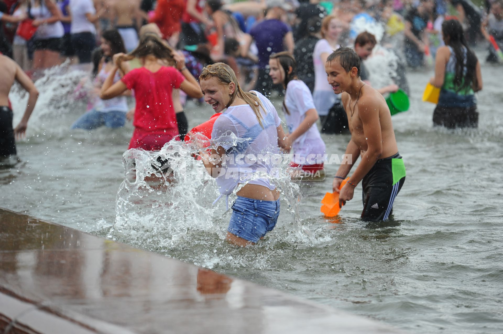 Водная битва на ВВЦ 2012.