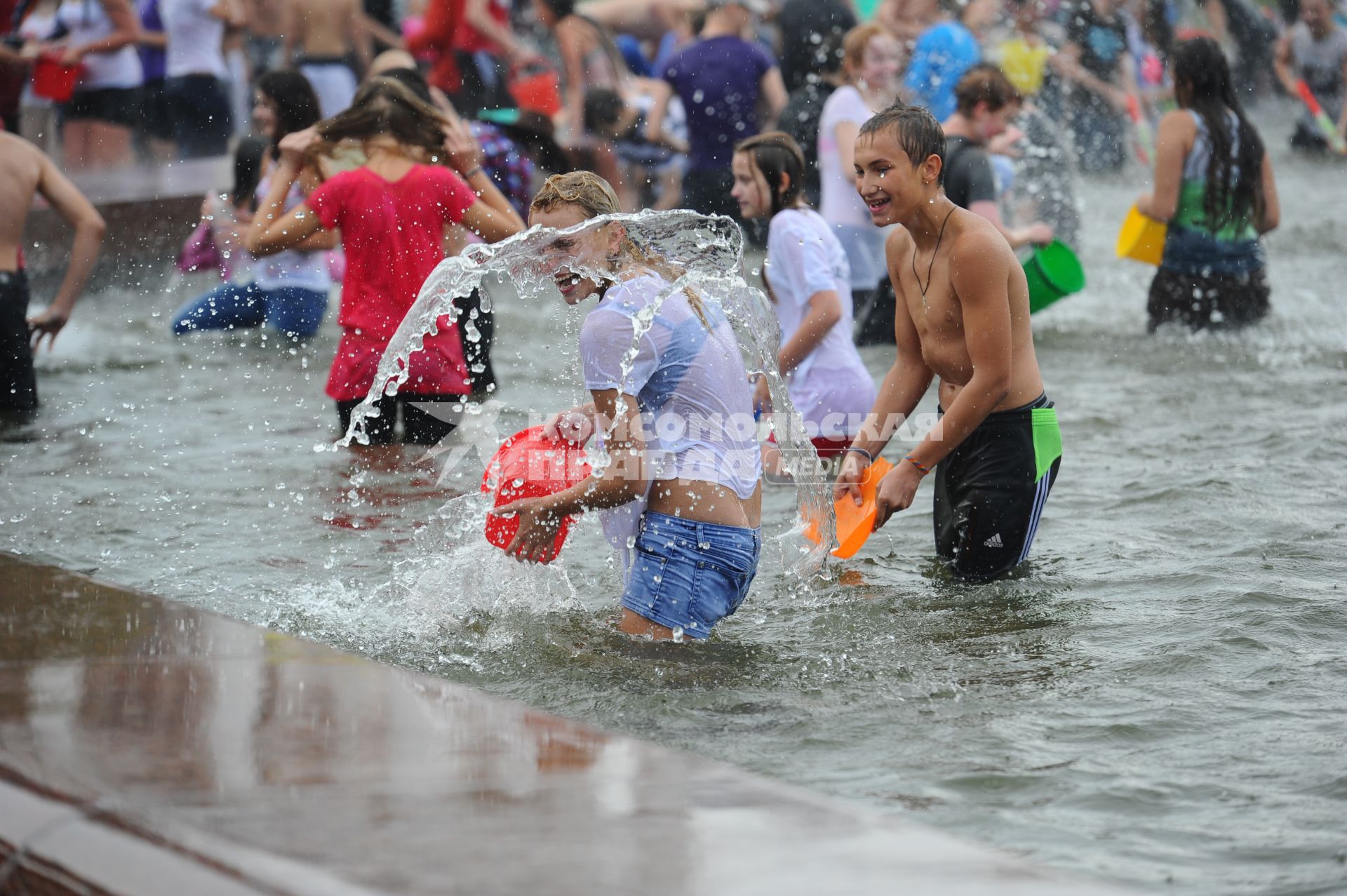 Водная битва на ВВЦ 2012.