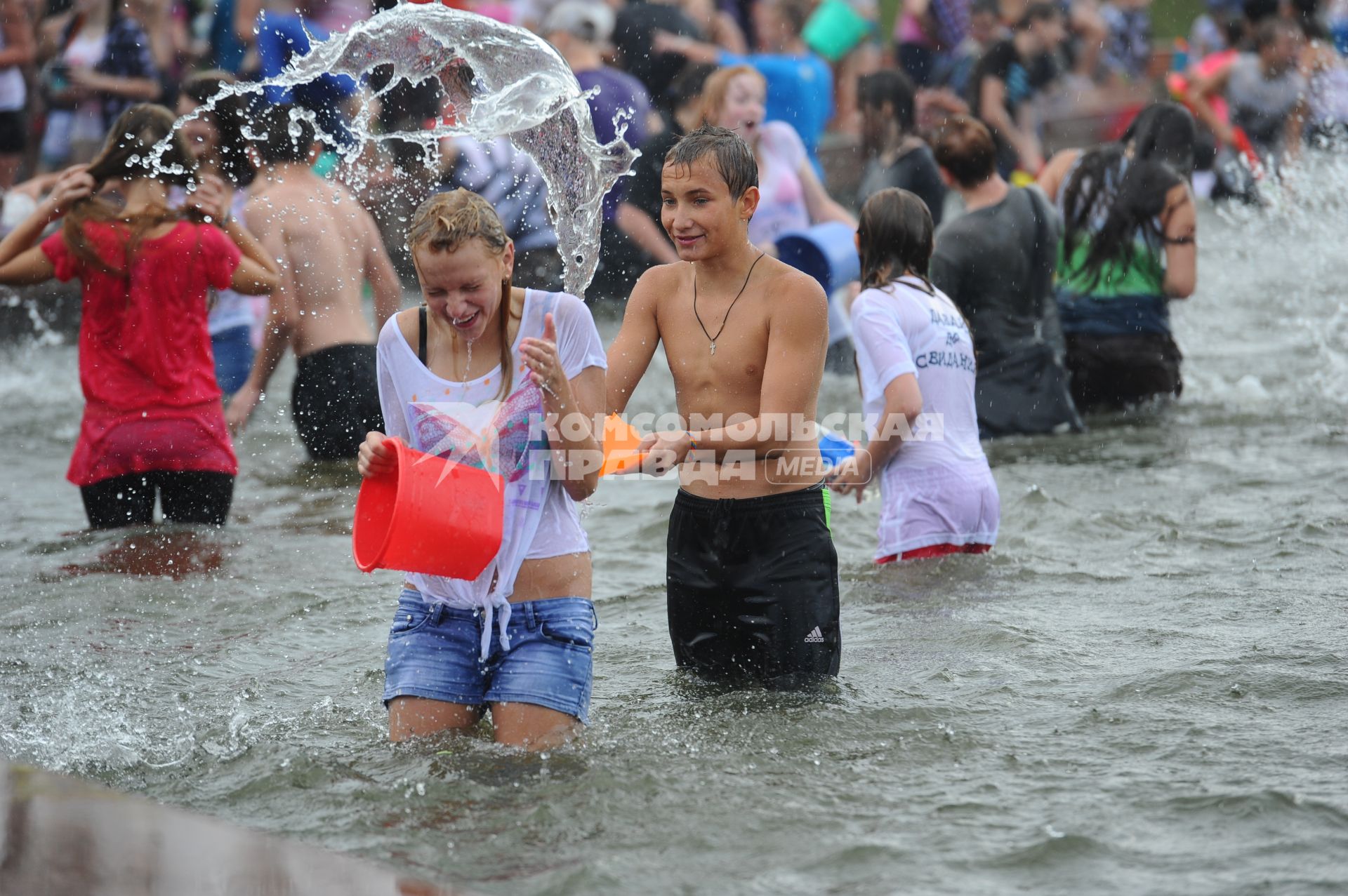 Водная битва на ВВЦ 2012.