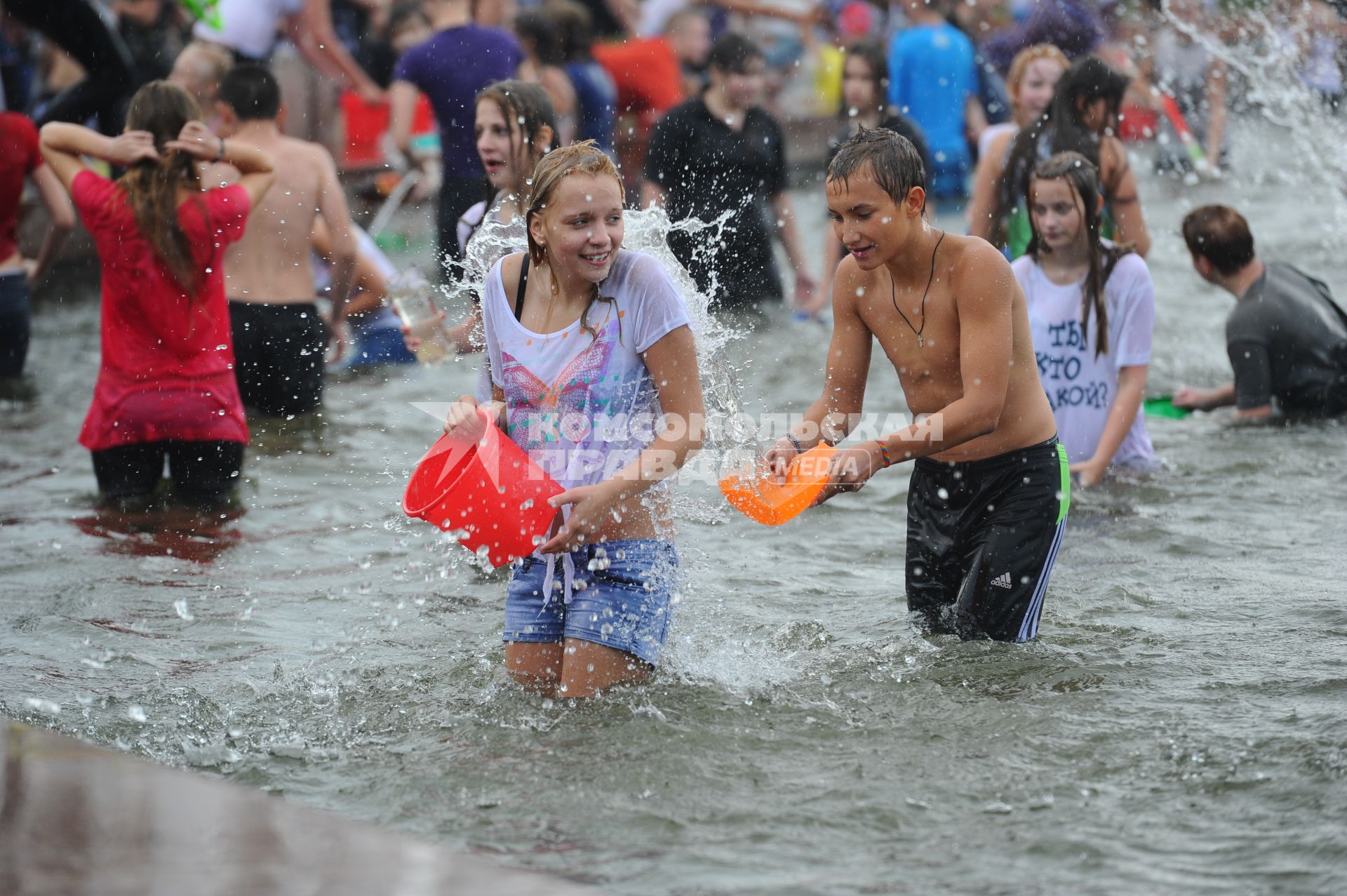 Водная битва на ВВЦ 2012.