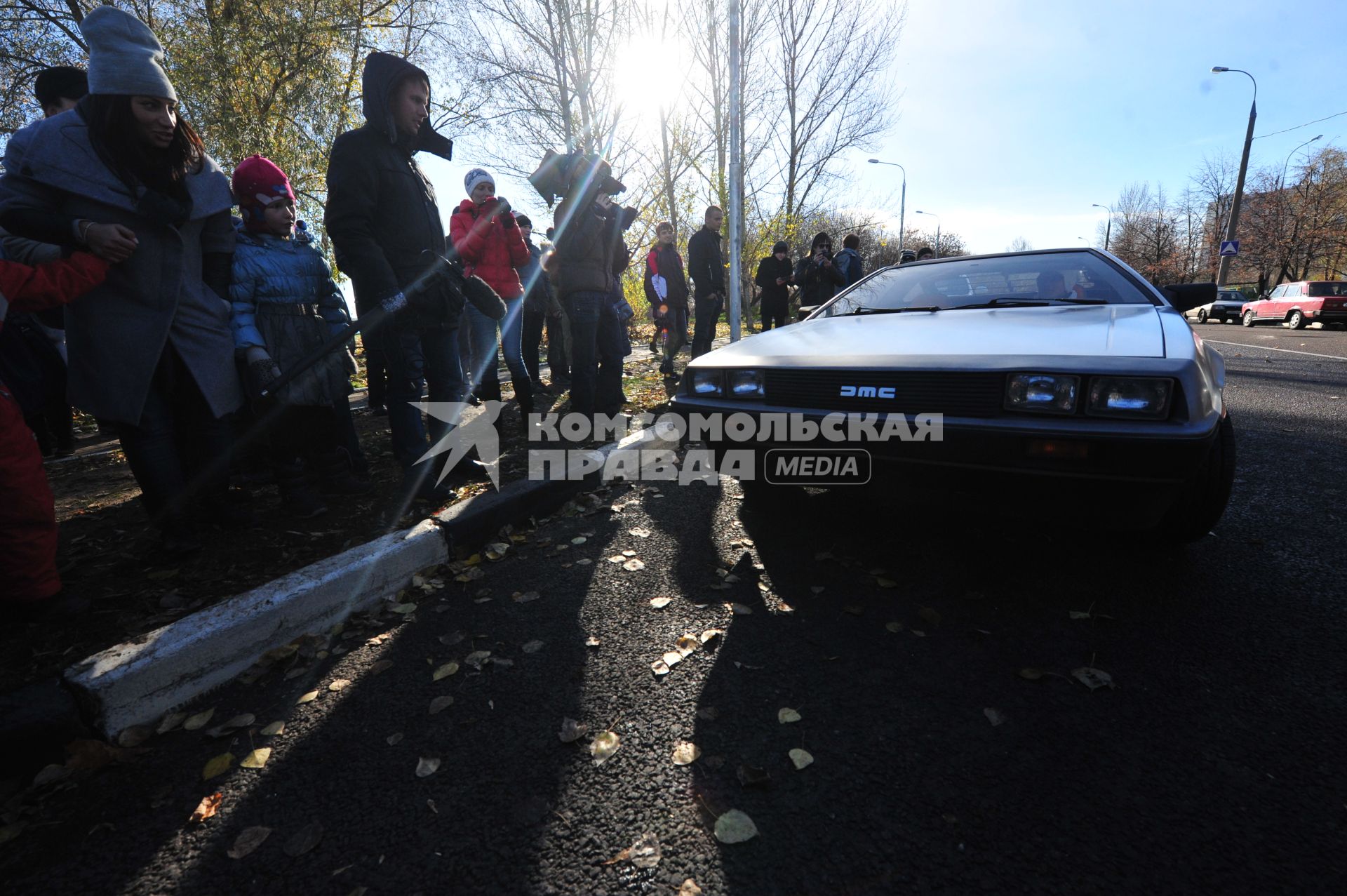 Автомобиль DeLorean DMC-12























Ксения Вдовина