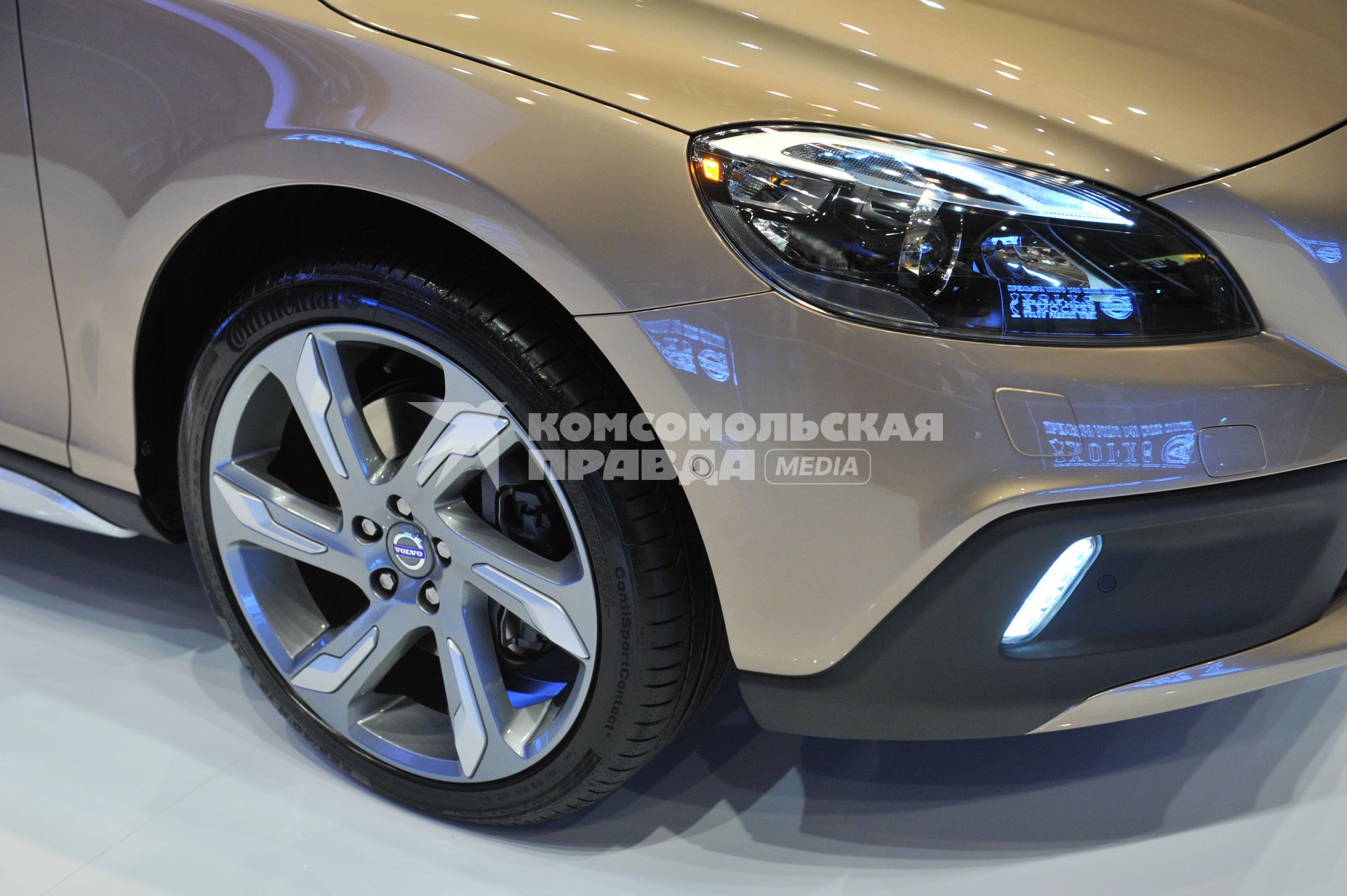 Автомобиль Volvo V40

























Ксения Вдовина