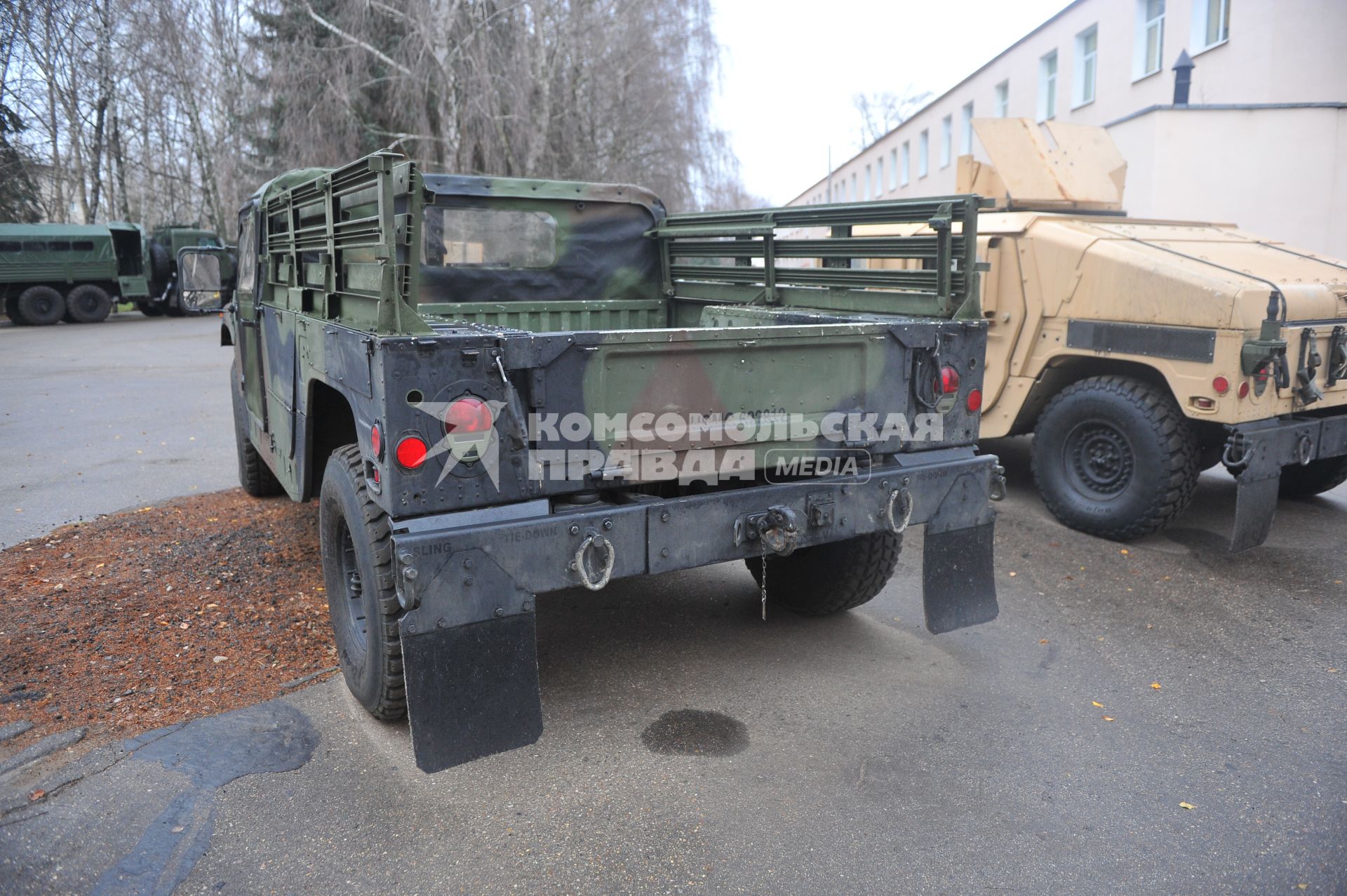 Автомобиль HMMWV



























































Ксения Вдовина