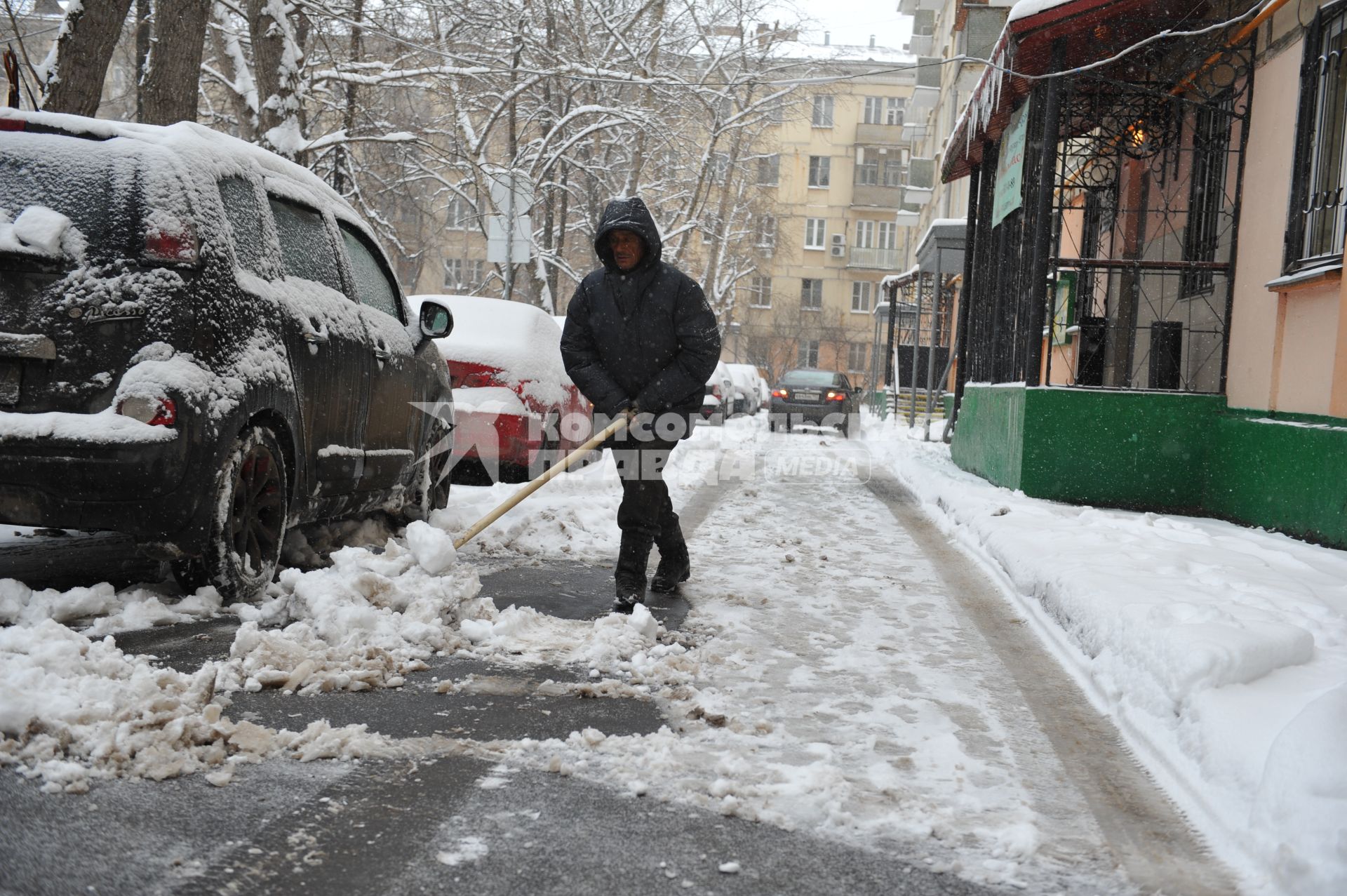 Уборка снега