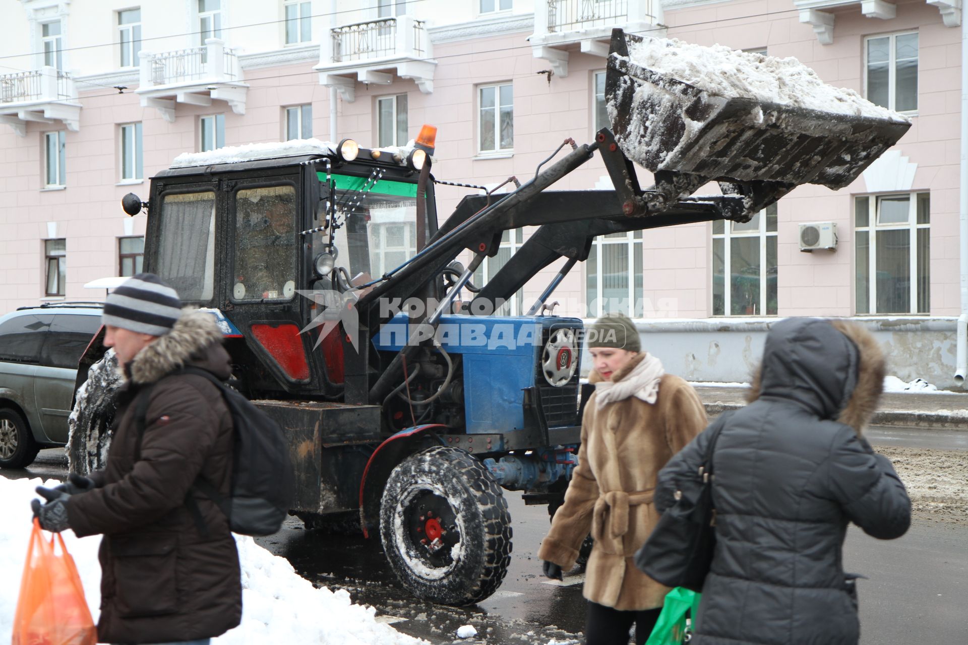 Минск. Снегоуборочная техника.