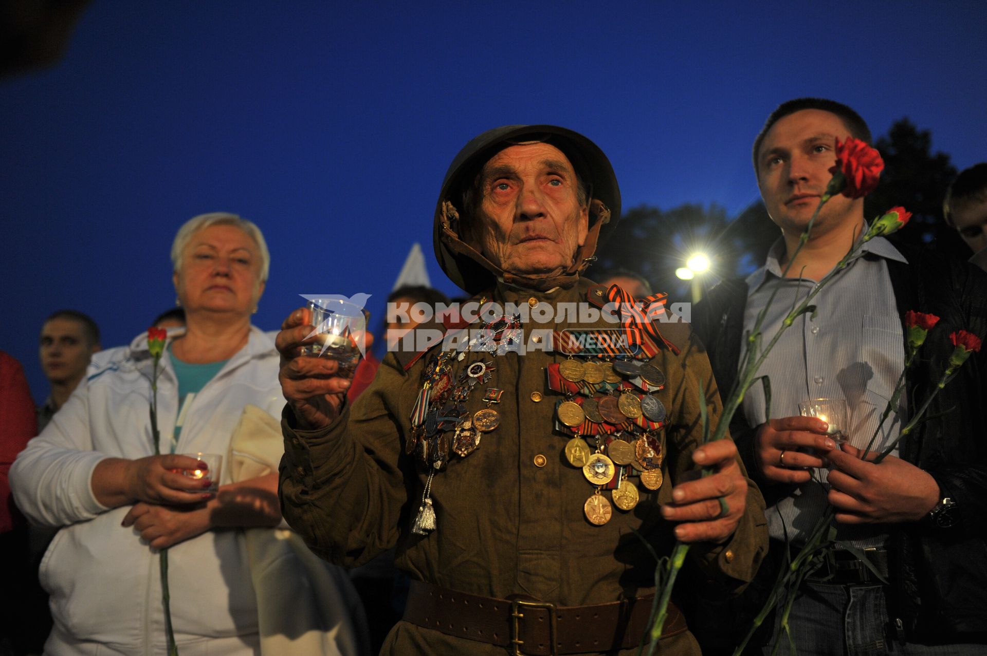 День памяти и скорби павших в Великой Отечественной войне.  На снимке: ветеран в орденах и медалях.