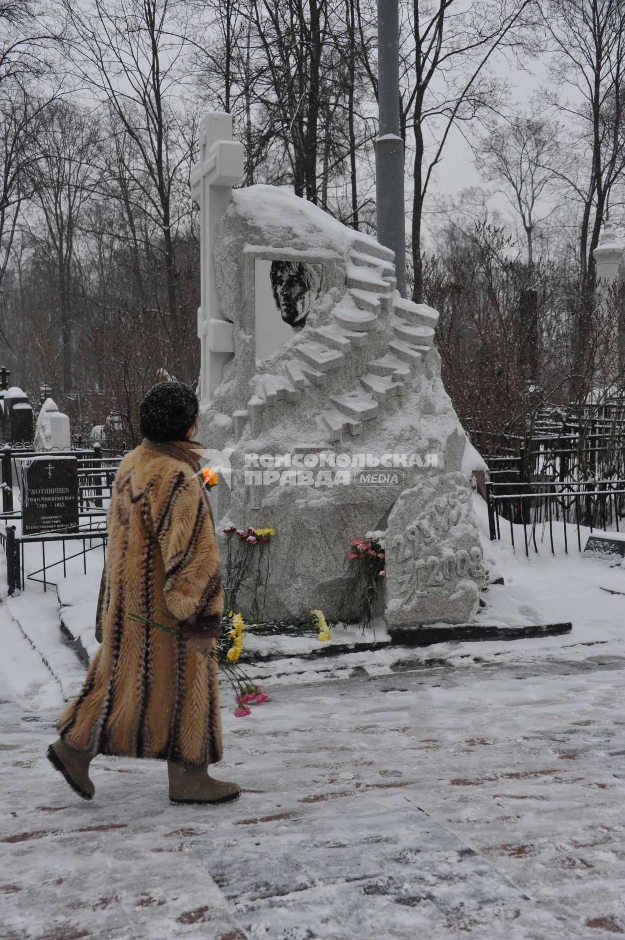 Могила Александра Абдулова