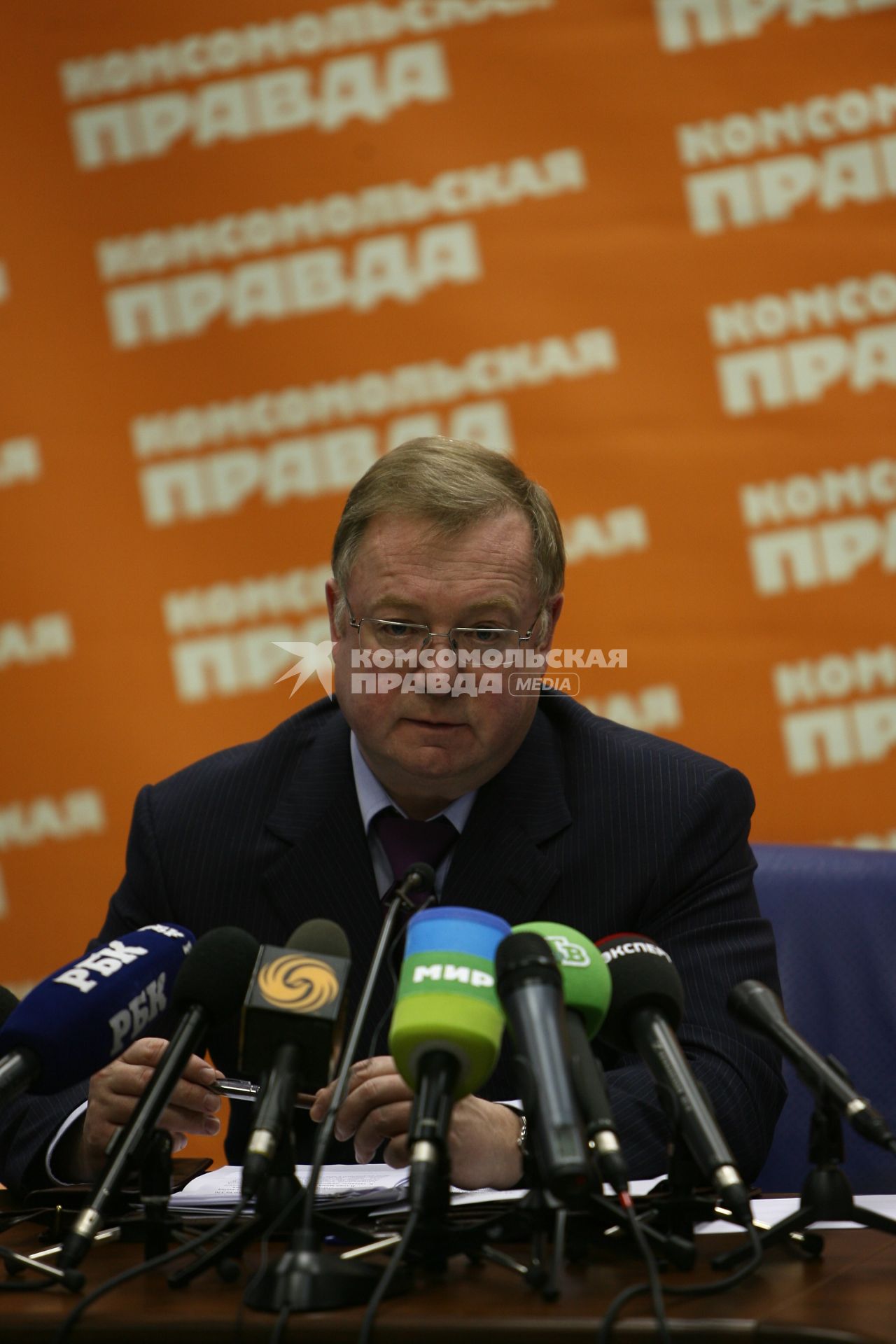 ИД `Комсомольская правда`. Пресс-центр. На снимке: председатель Счетной палаты РФ Сергей Степашин.