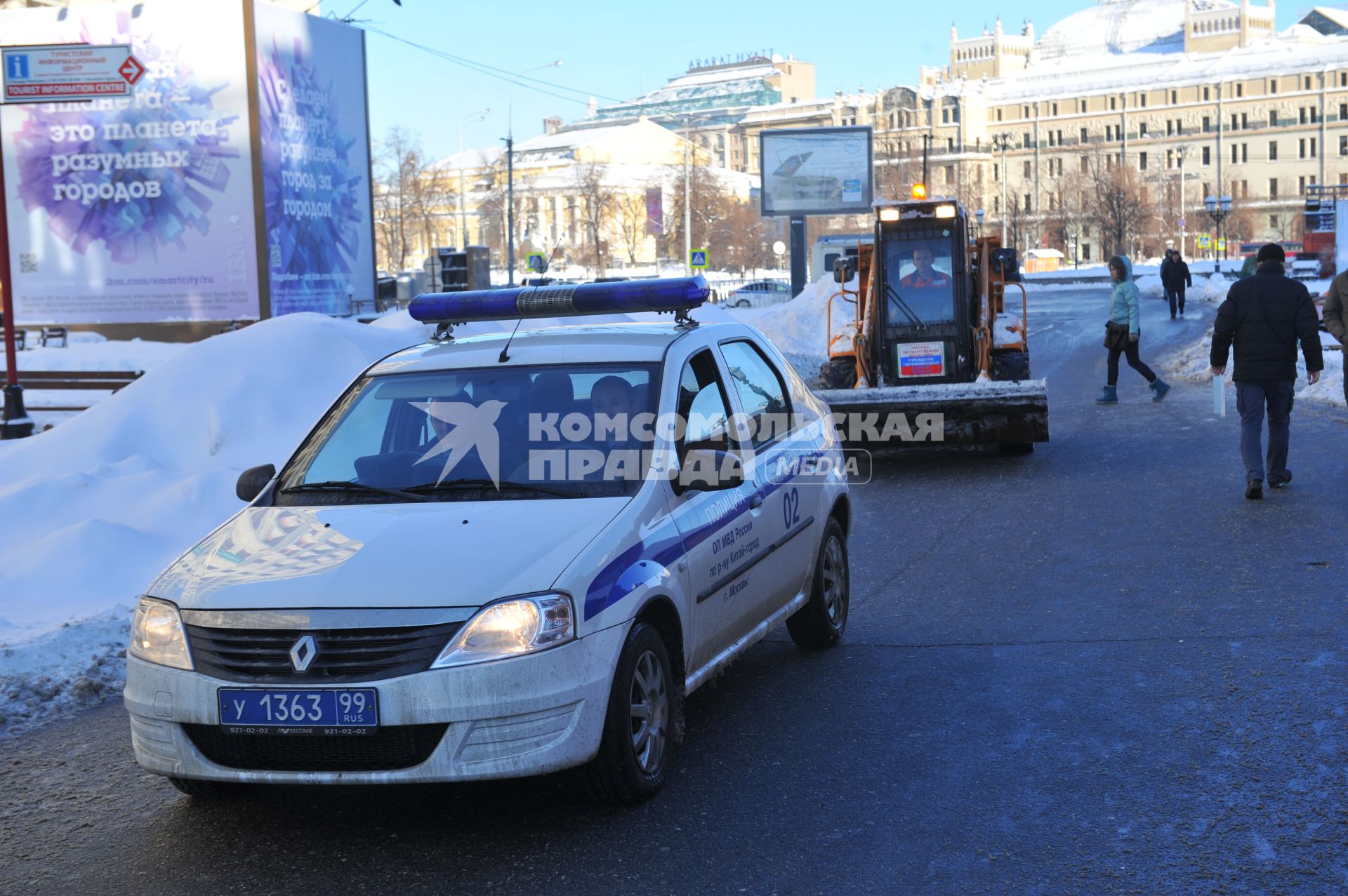 Автомобиль полиции