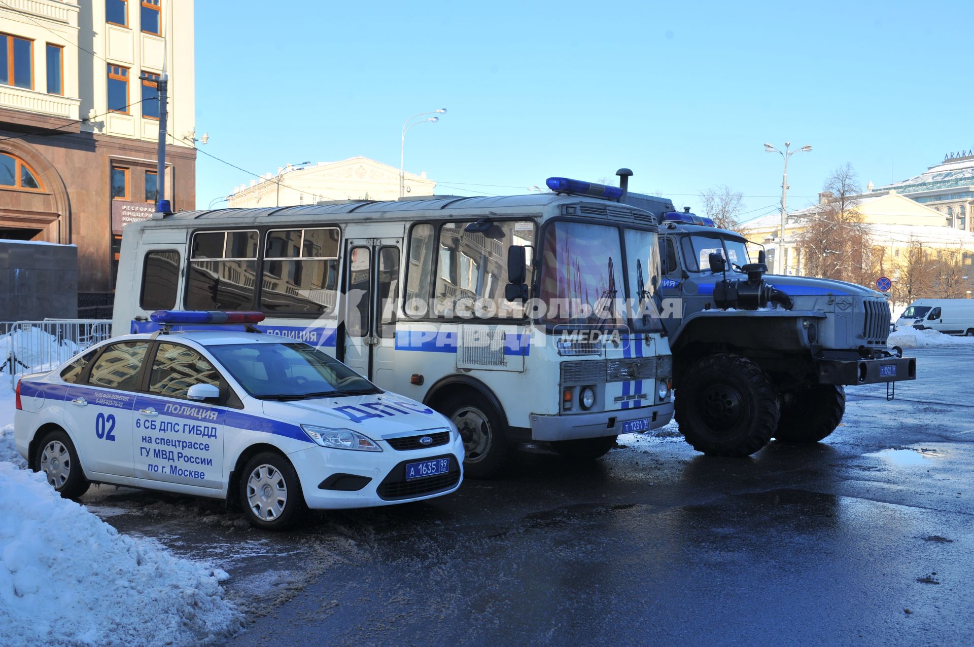 Автомобиль полиции