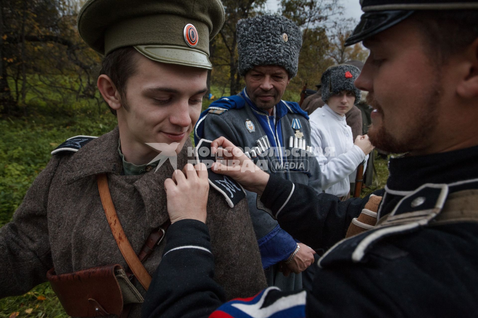 Реконструкция эпизода сражений 1918 года в рамках военно-исторического фестиваля `Там вдали, за рекой`, посвященного Гражданской войне.