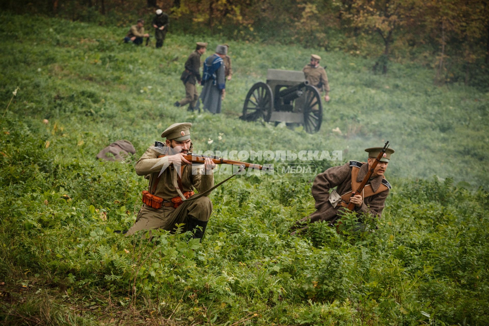 Реконструкция эпизода сражений 1918 года в рамках военно-исторического фестиваля `Там вдали, за рекой`, посвященного Гражданской войне.