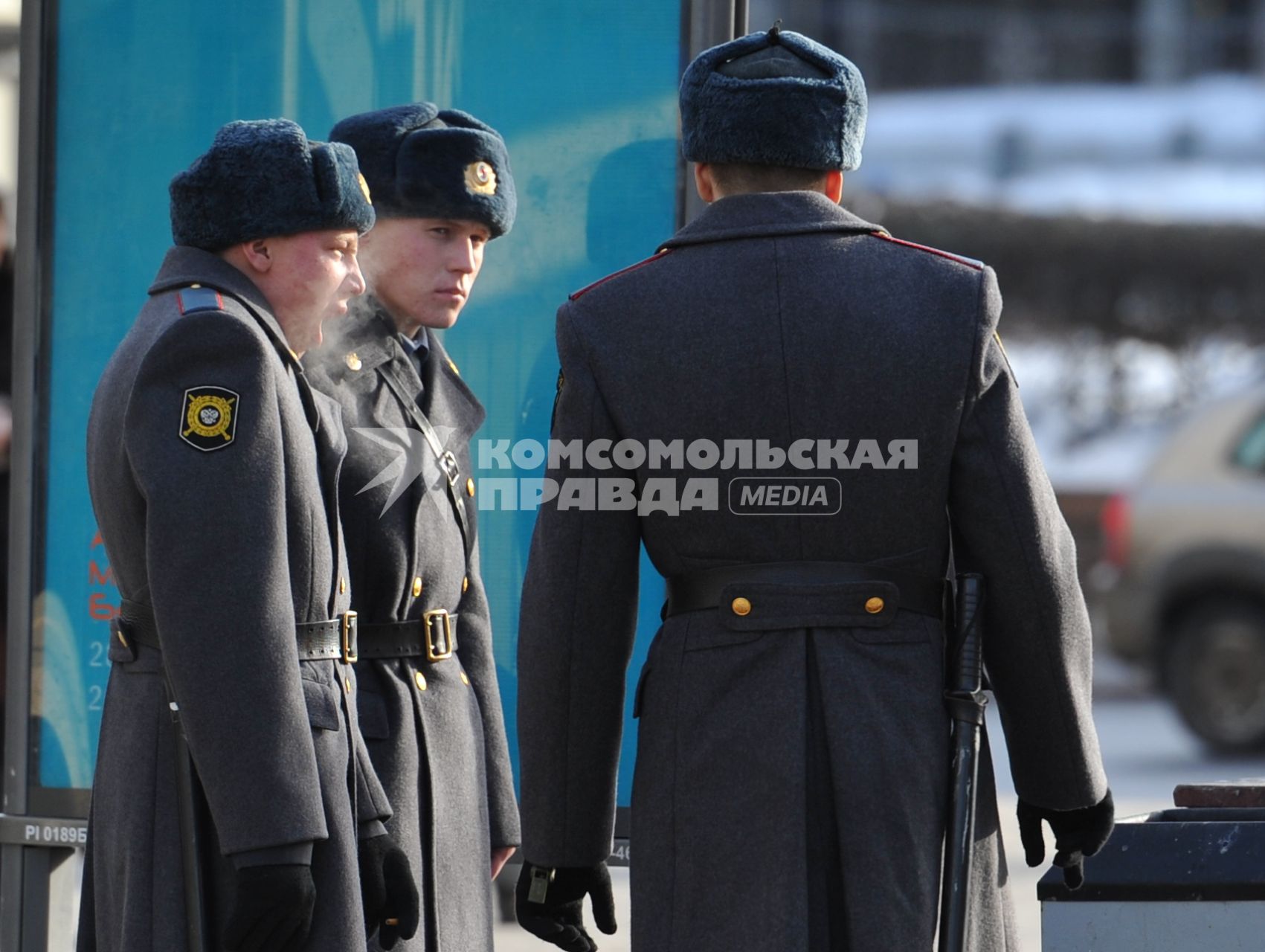 Сотрудники полиции.