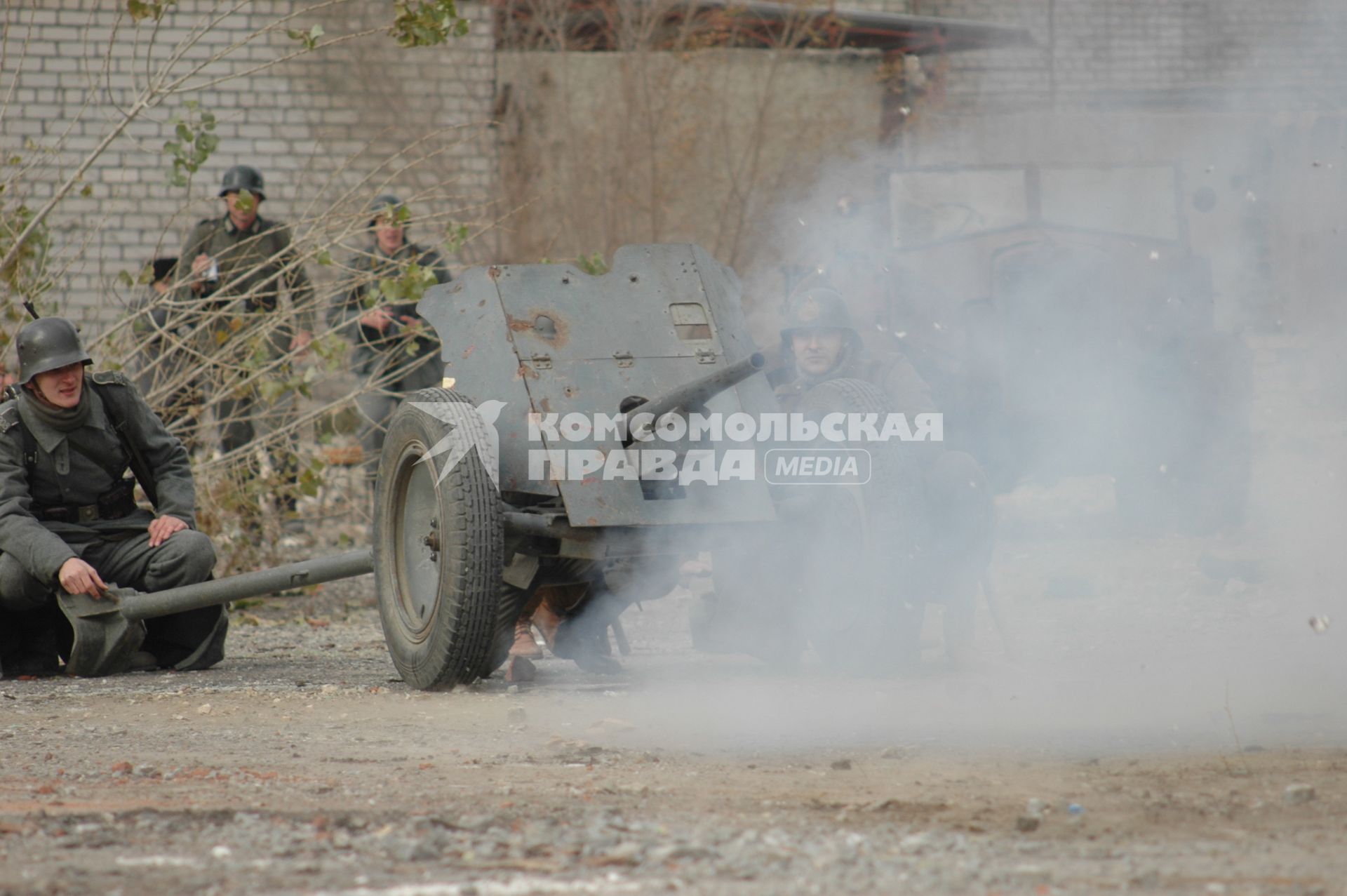 В Волгограде провели военно-историческую реконструкцию, посвященную 70-летию контрнаступления советских войск под Сталинградом.