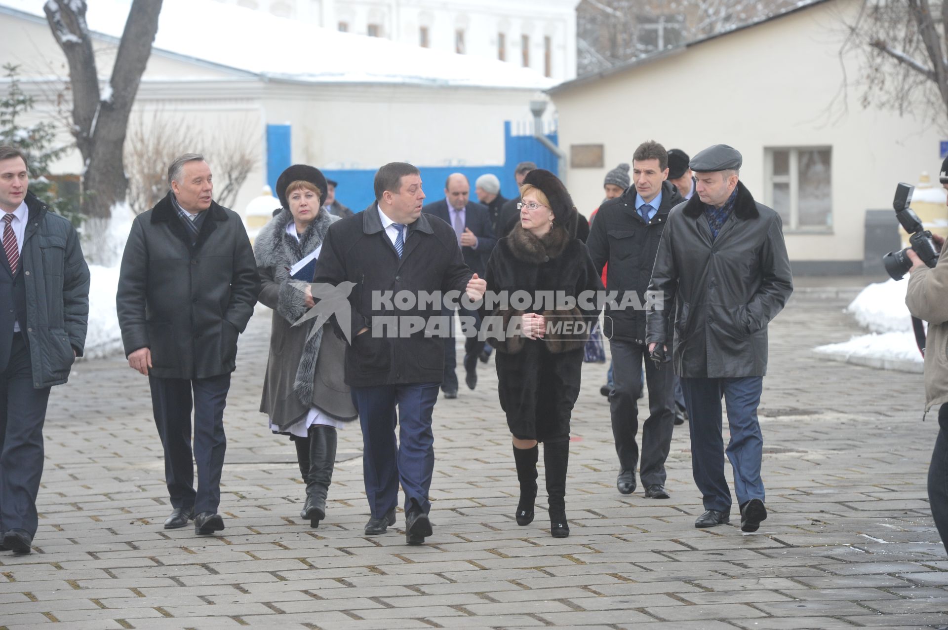 Открытие Центра крови на базе Первого Московского государственного медицинского университета им. И.М. Сеченова. На снимке: ректор Первого Московского государственного медицинского университета им. И.М. Сеченова Петр Глыбочко и министр здравоохранения РФ Вероника Скворцова (в центре слева направо).