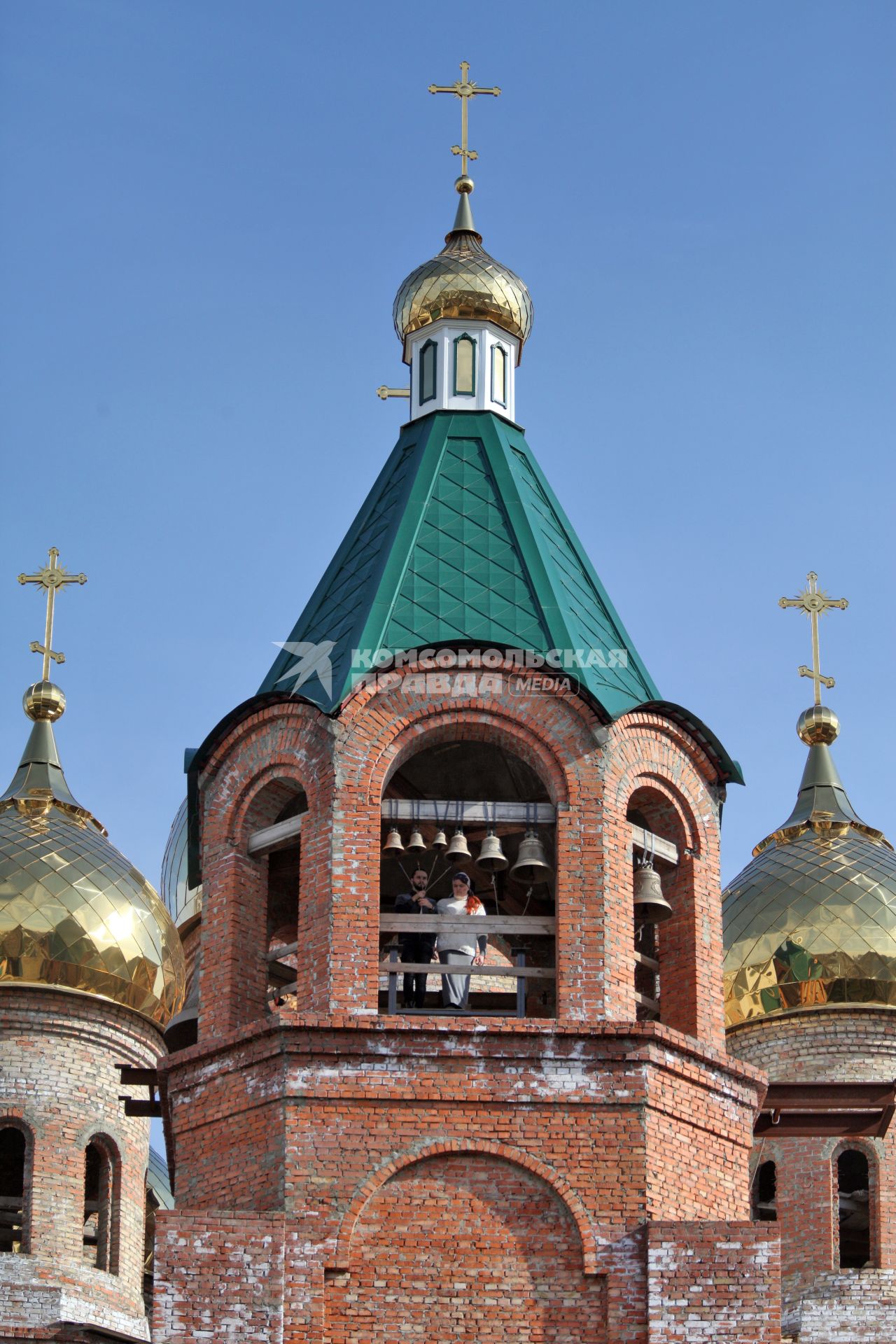 В Ставрополе в строящемся храме преподобного Сергия Радонежского открылась школа звонарей. На снимке: колокольня.