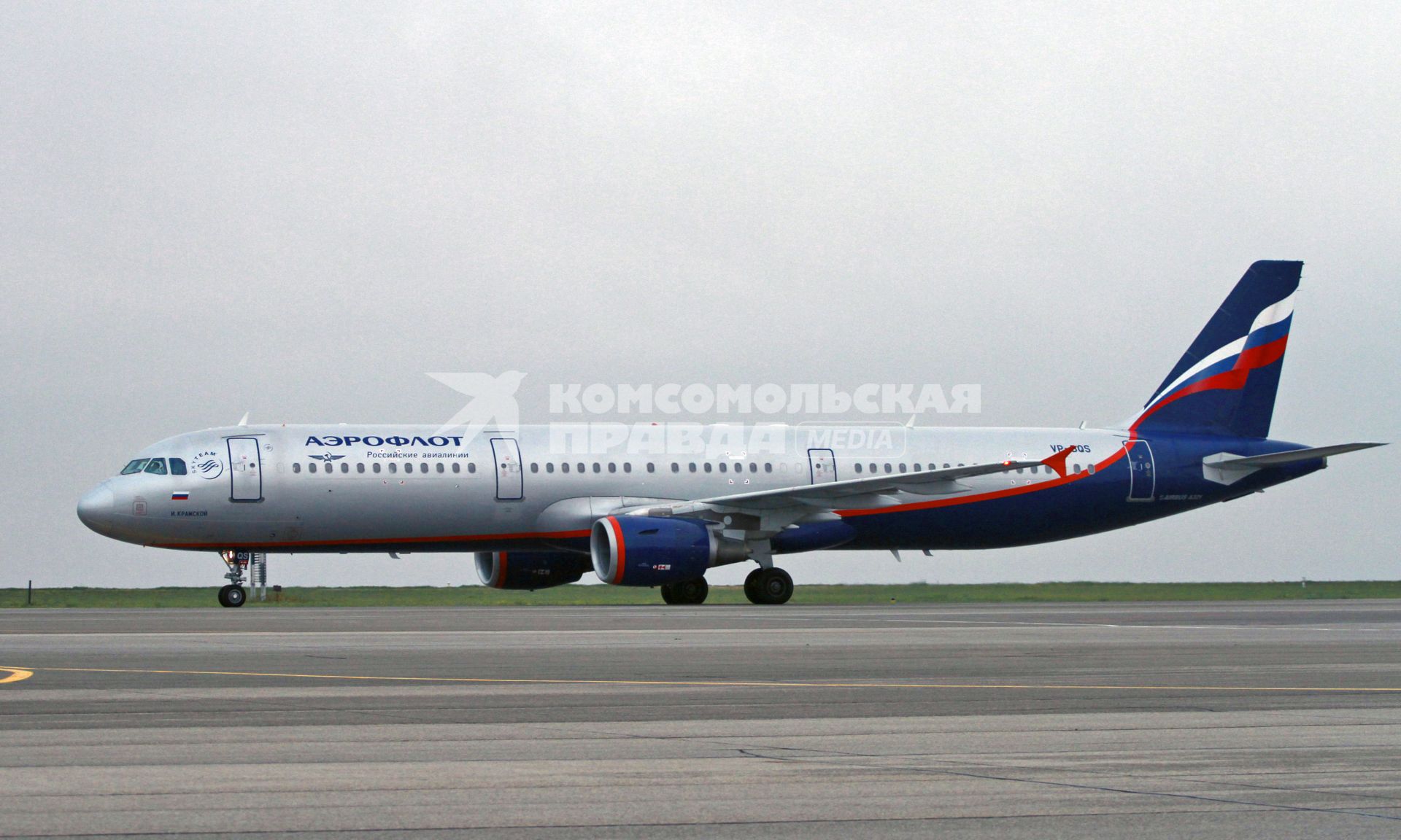 Пассажирский самолет Airbus A321 авиакомпании `Аэрофлот`.