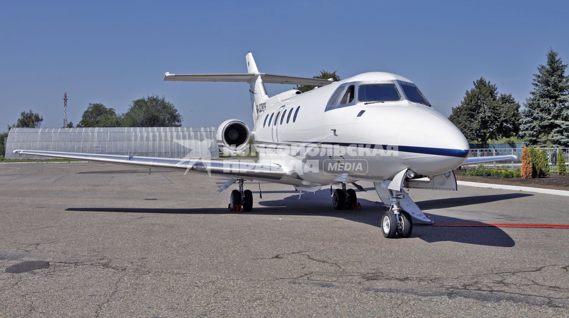 Пассажирский самолет Hawker Siddeley HS-125-700 (аэротакси-аэролимузин).