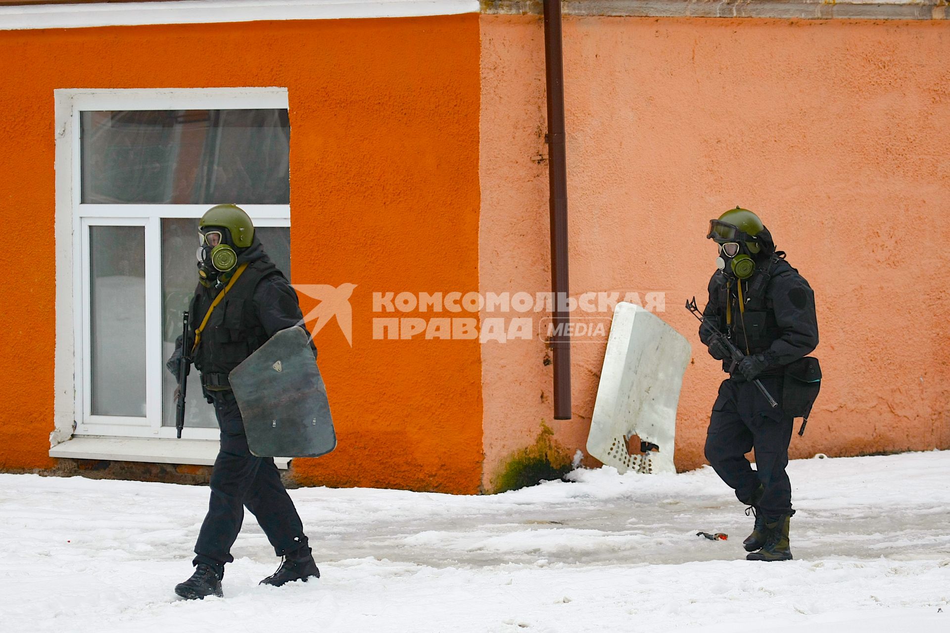 Учения фсб по освобождению школы