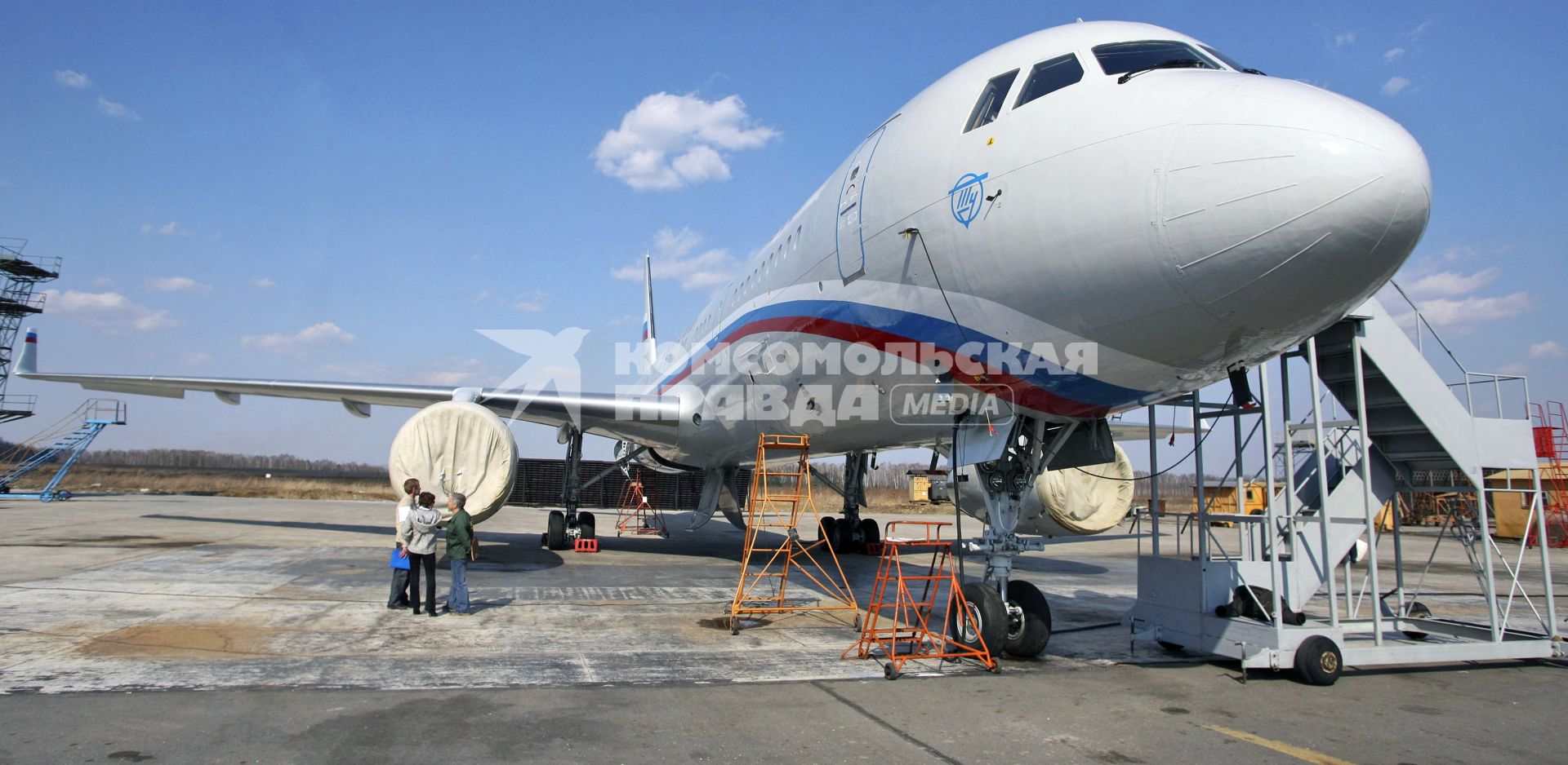 Самолет-ретранслятор Ту-214СР, разработанный для администрации президента Российской Федерации.