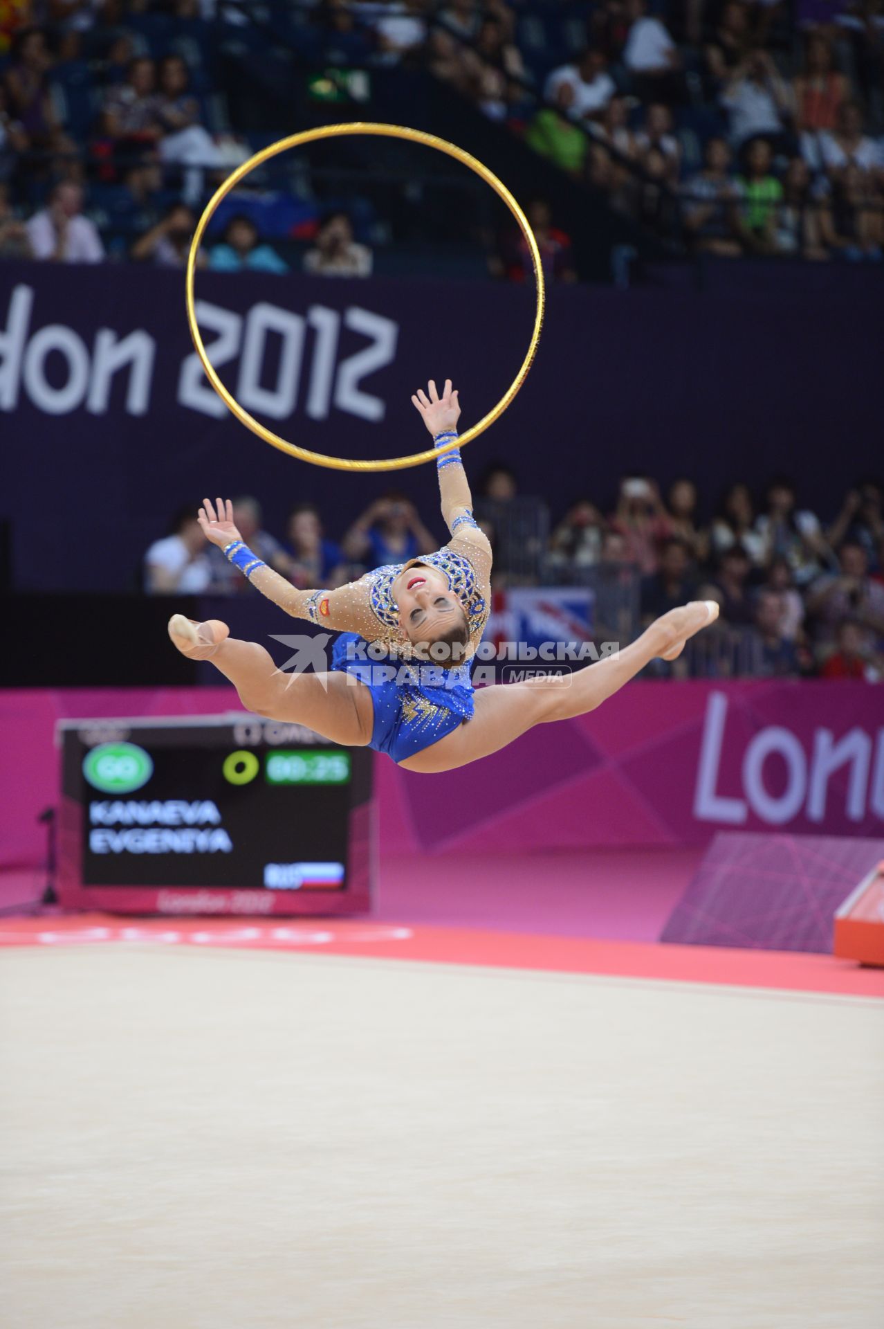 Российская гимнастка, двукратная олимпийская чемпионка в многоборье  Евгения Канаева.