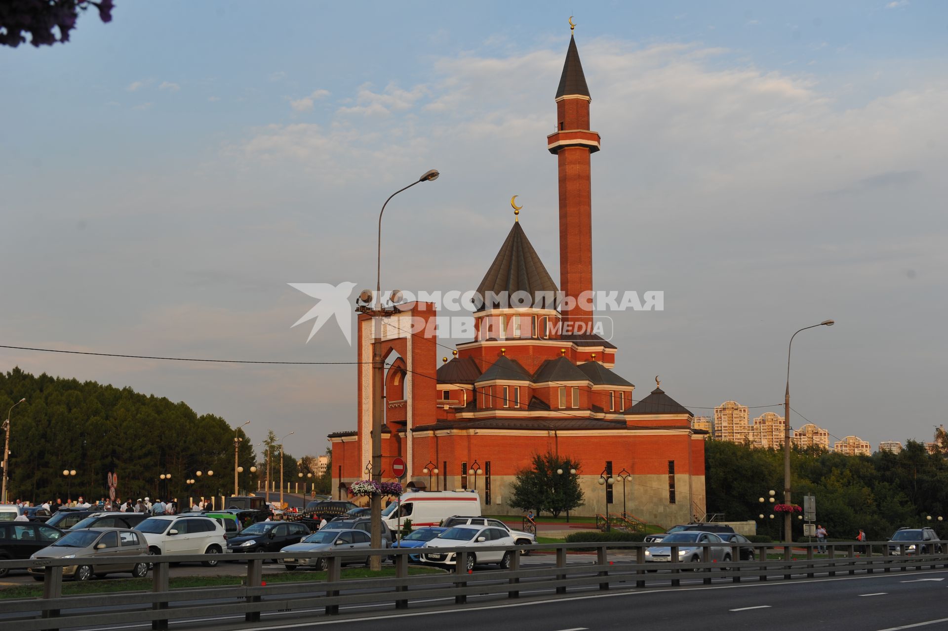 Мемориальная мечеть на Поклонной горе в Москве.