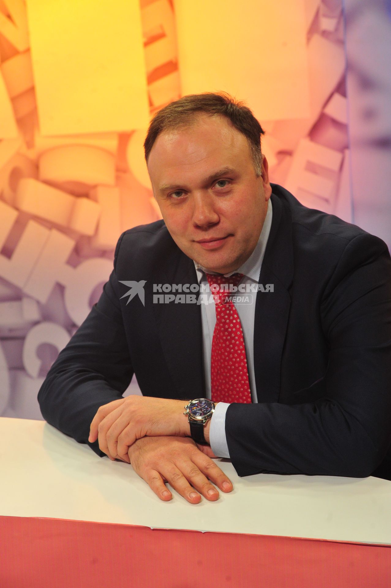 ИД `Комсомольская правда`. Член Общественной палаты РФ, исполнительный директор Ассоциации по защите избирательных прав граждан `Гражданский контроль` Георгий Федоров