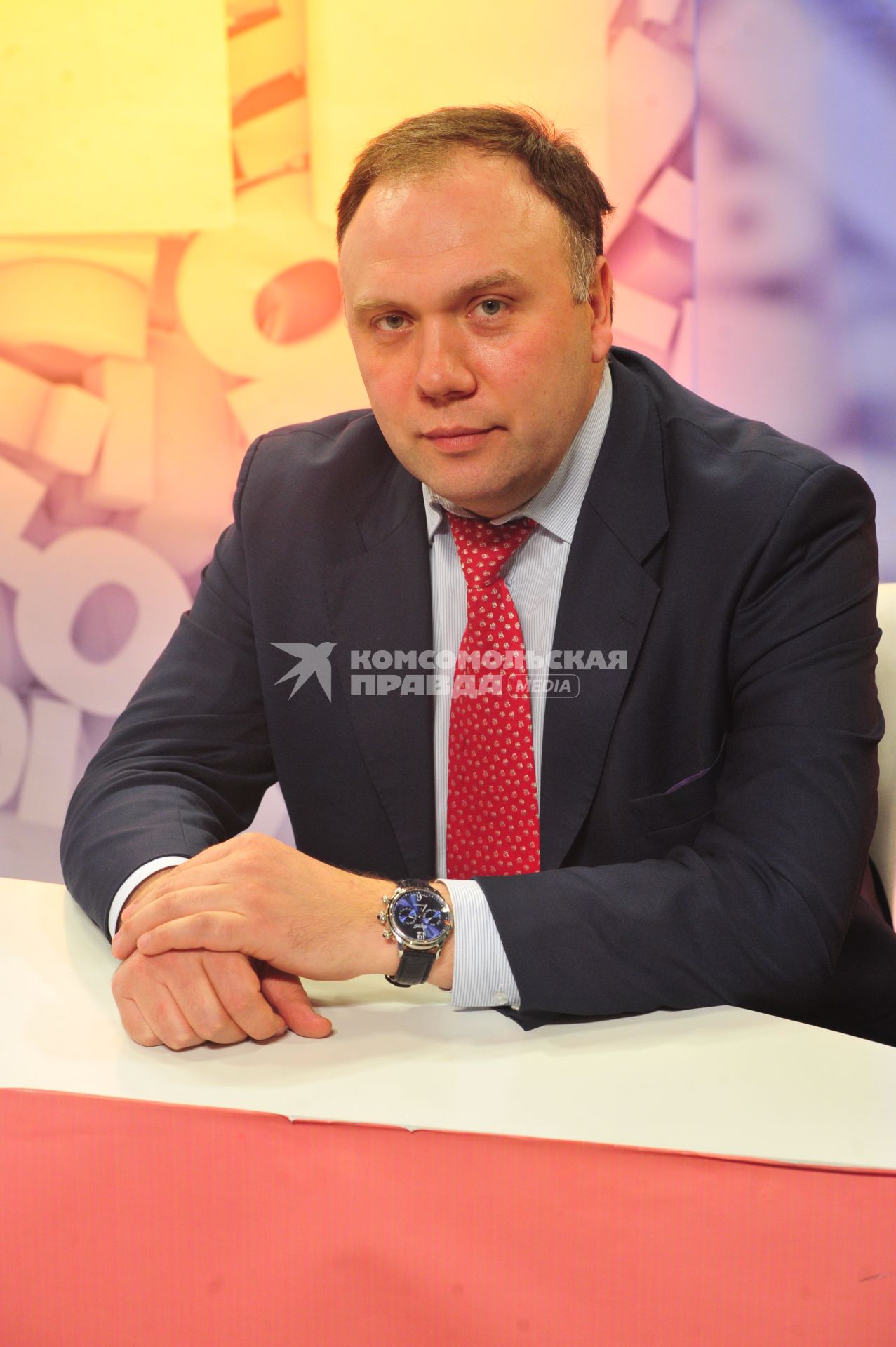 ИД `Комсомольская правда`. Член Общественной палаты РФ, исполнительный директор Ассоциации по защите избирательных прав граждан `Гражданский контроль` Георгий Федоров