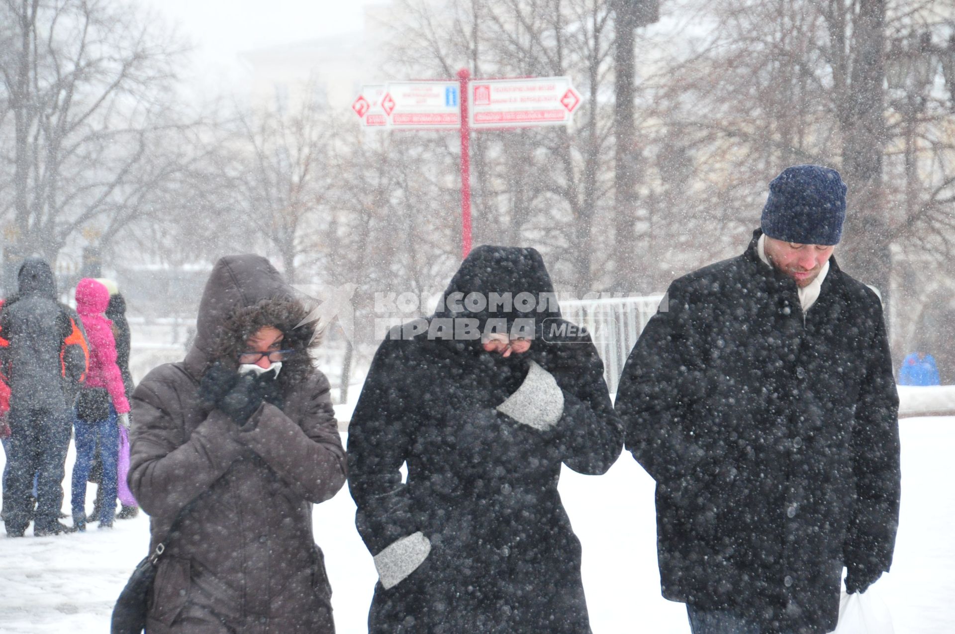 Метель в городе.