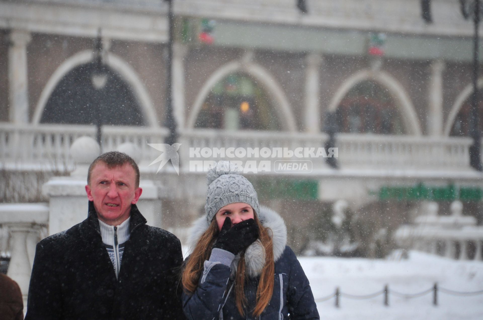 Метель в городе.