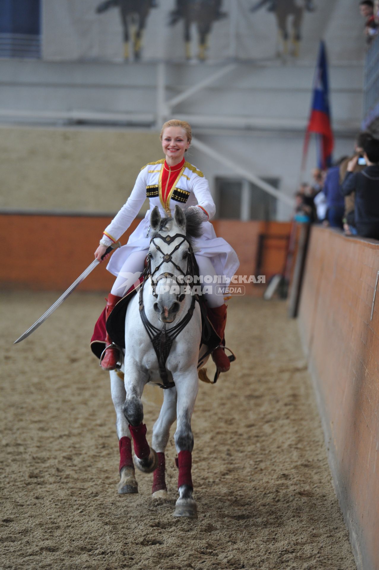 Пресс показ новой программы Кремлёвской школы верховой езды, специально подготовленной для выступления  на конном турнире `Horses&Dreams`.