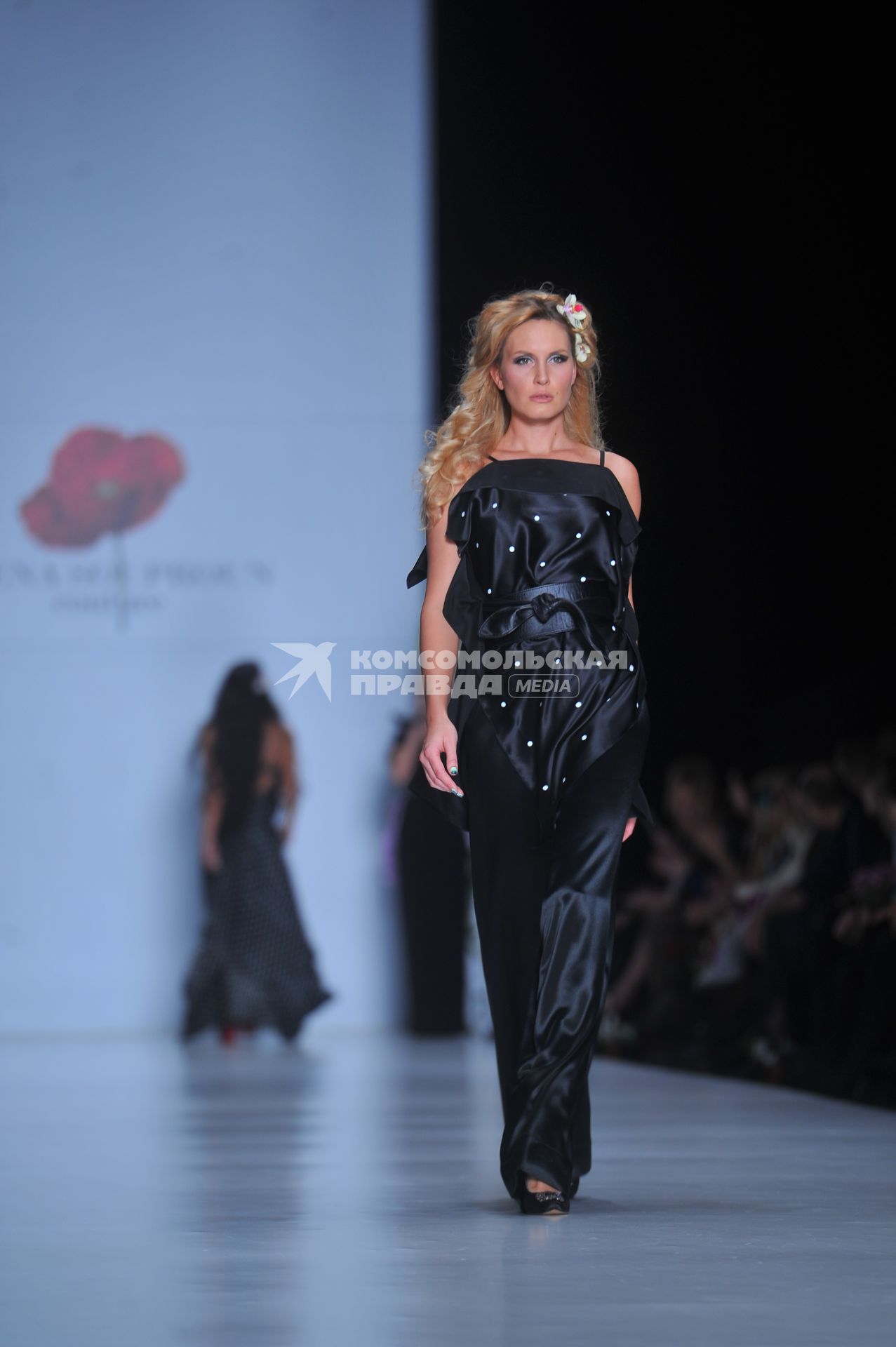 ЦВЗ `Манеж`. Российская Неделя моды `Mercedes-Benz Fashion Week Russia`. Показ коллекции ELENA SOUPROUN.