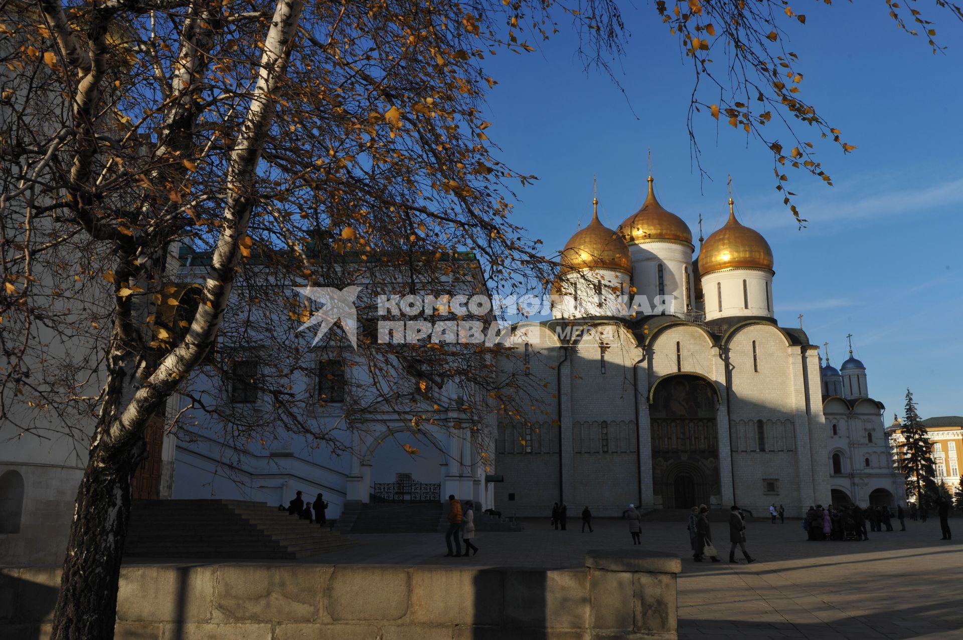 Московский Кремль. На снимке: Успенский собор