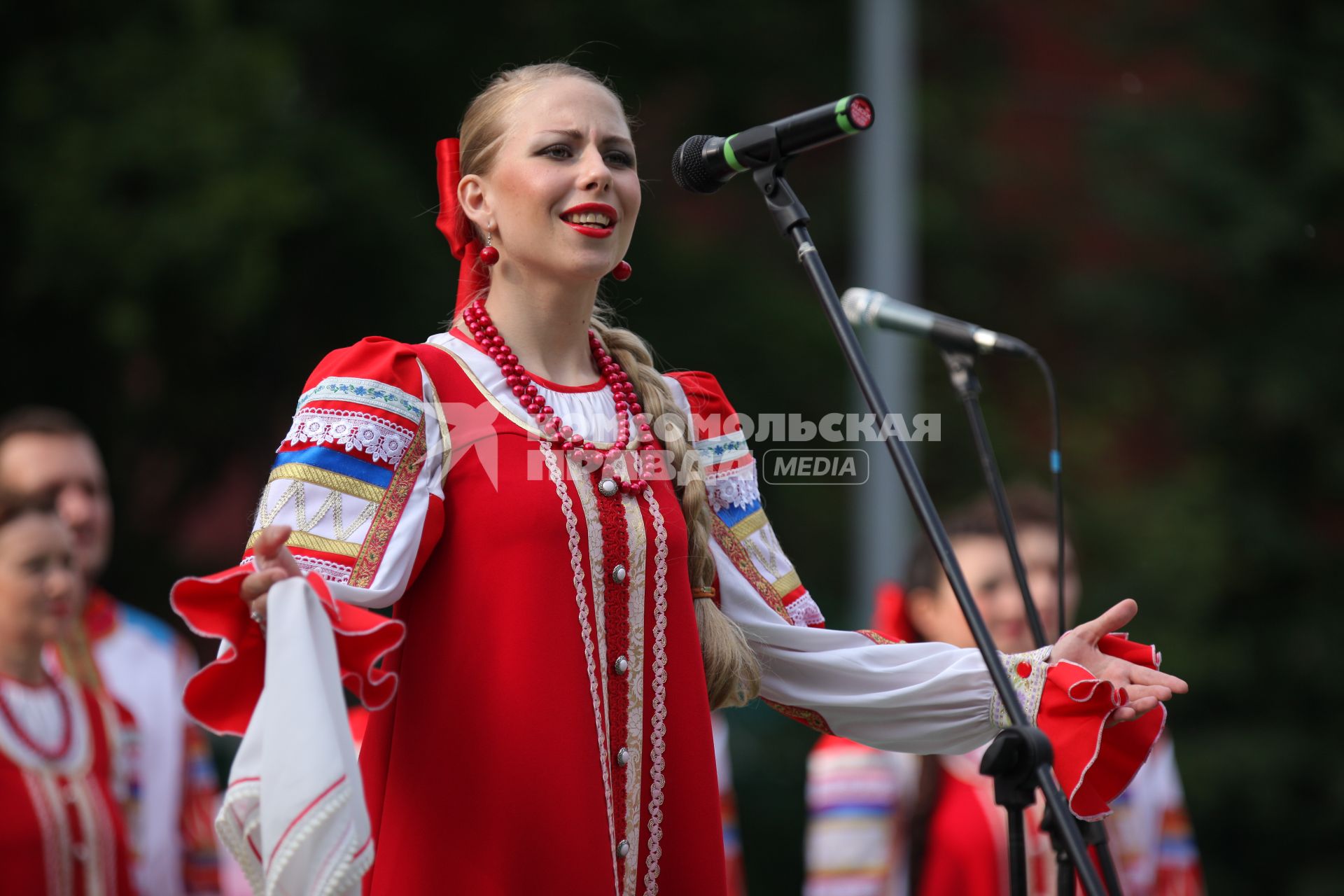 День русского языка в саду Эрмитаж.