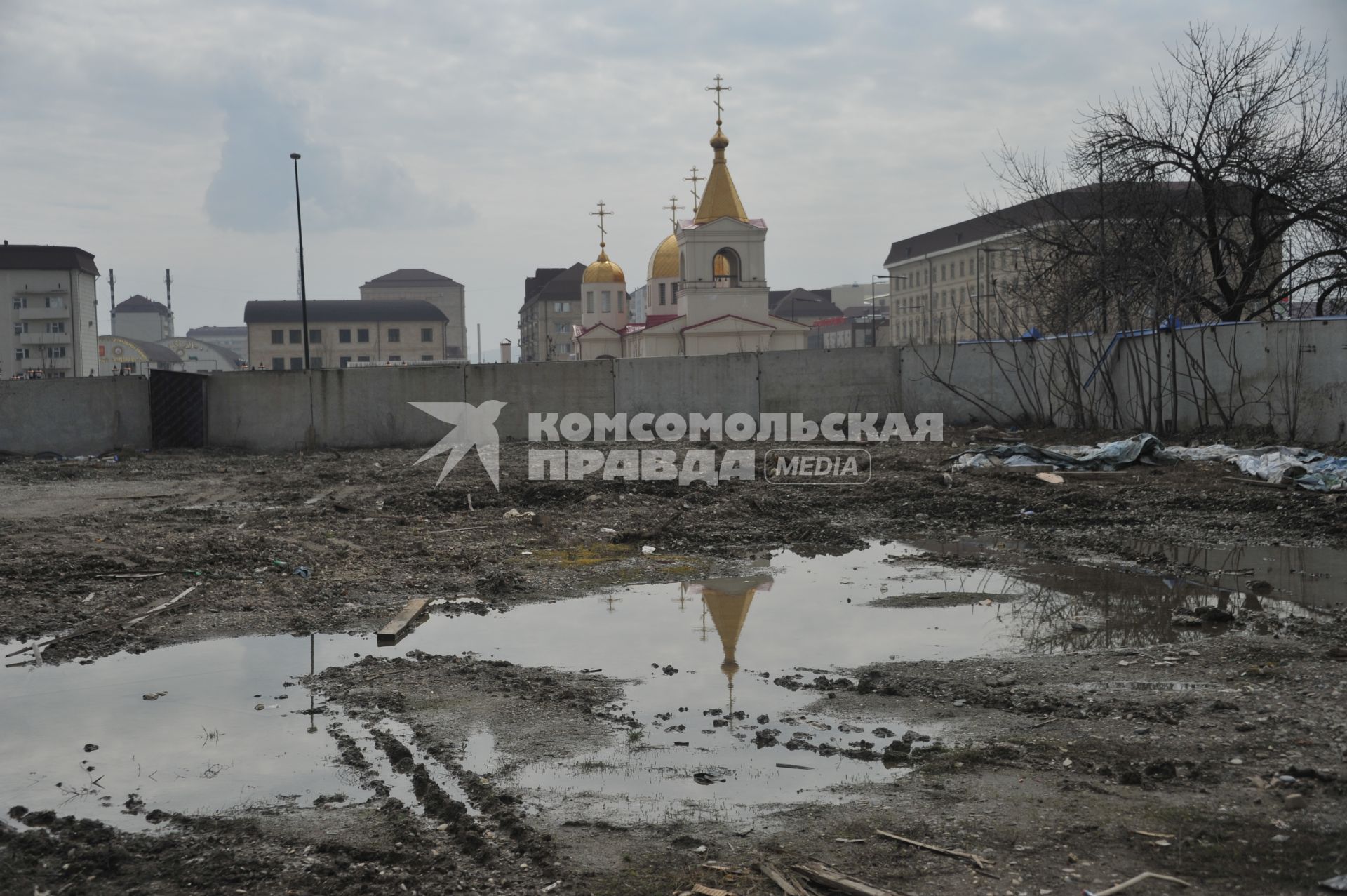 Грозный. На снимке: православный храм.