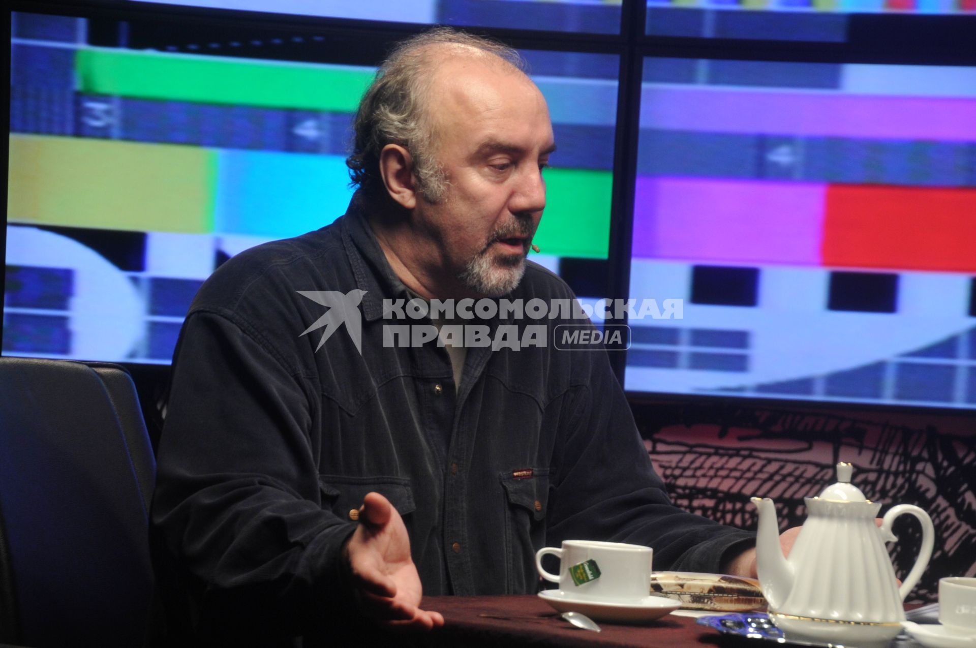 ИД `Комсомольская правда`.  Актер, режиссер Театра на Таганке Юрий Доронин.