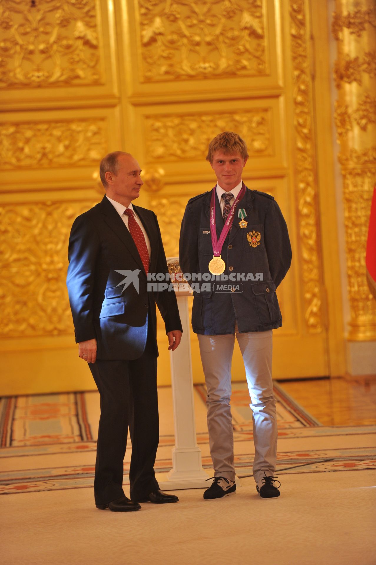 Владимир Путин принял в Кремле членов национальной паралимпийской сборной, победителей и призёров XIV Паралимпийских игр в Лондоне. На снимке: президент России Владимир Путин.