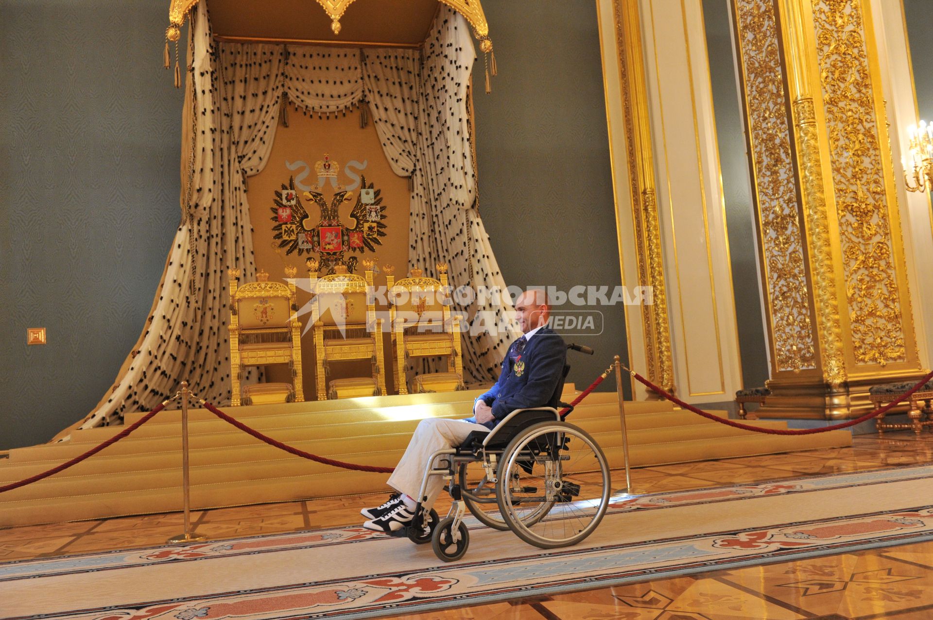 Владимир Путин принял в Кремле членов национальной паралимпийской сборной, победителей и призеров XIV Паралимпийских игр в Лондоне.