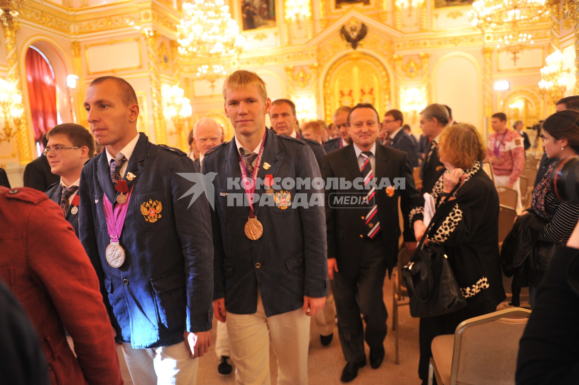 Владимир Путин принял в Кремле членов национальной паралимпийской сборной, победителей и призеров XIV Паралимпийских игр в Лондоне.