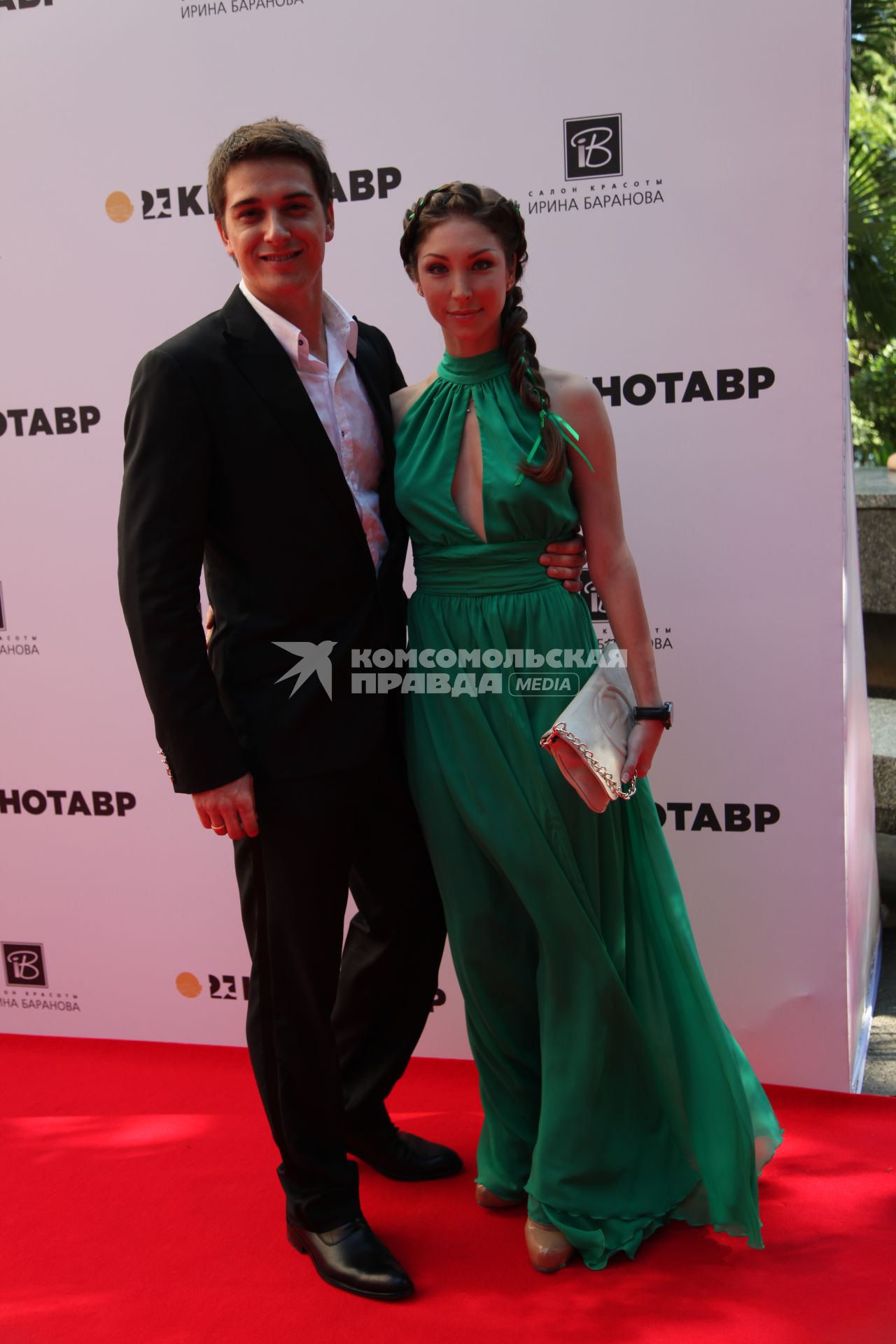 Диск62. \"Кинотавр\" 2012 год. На снимке: актер Бондаренко Станислав с женой