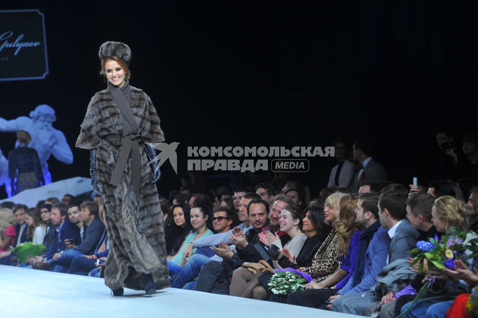 Гостиный двор. Неделя моды в Москве `Volvo Moscow Fashion Week`. Показ коллекции Igor Gulyaev.