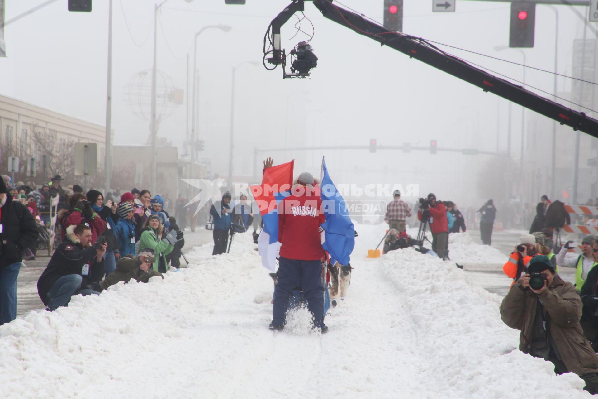 Аляска. Ежегодные гонки на собачьих упряжках (Iditarod Trail Sled Dog Race). На снимке: российский каюр.