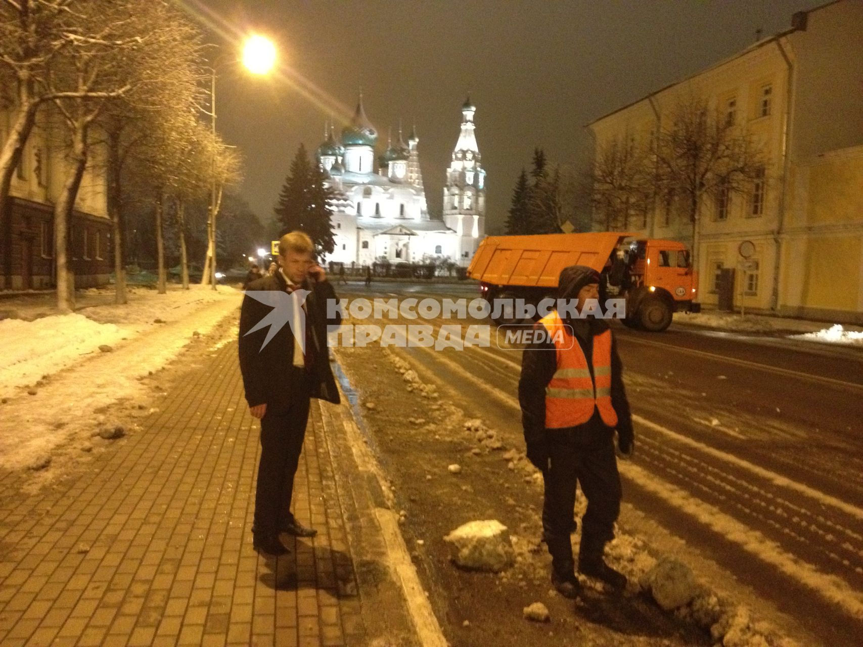 Российский политический деятель, мэр города Ярославля Урлашов Евгений (слева)