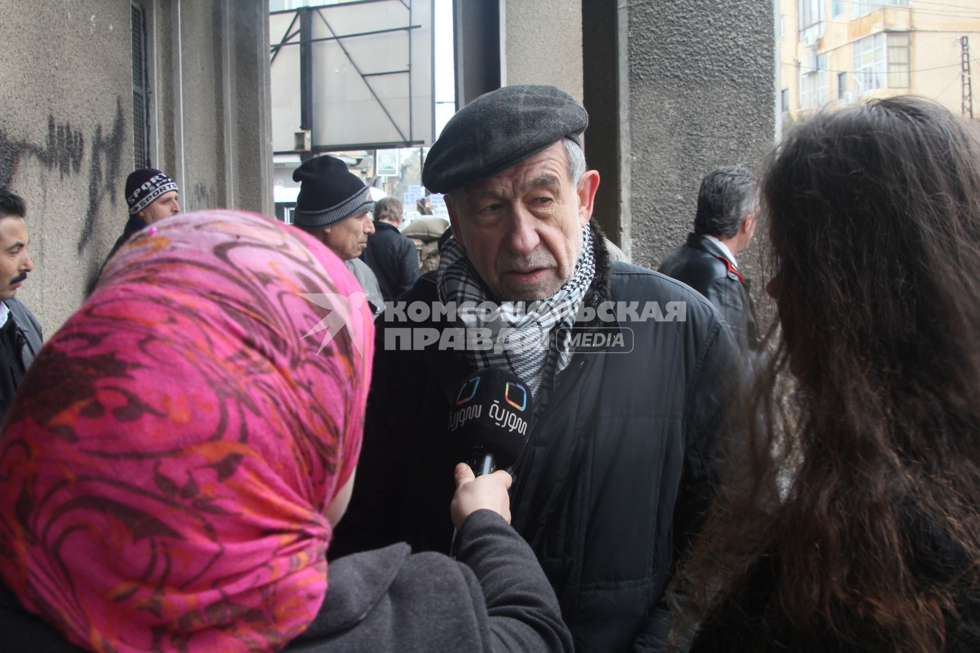 Сирия. Дераа (Деръа). На снимке: журналист Владимир Снегирев и Анхар Кочнева (справа).