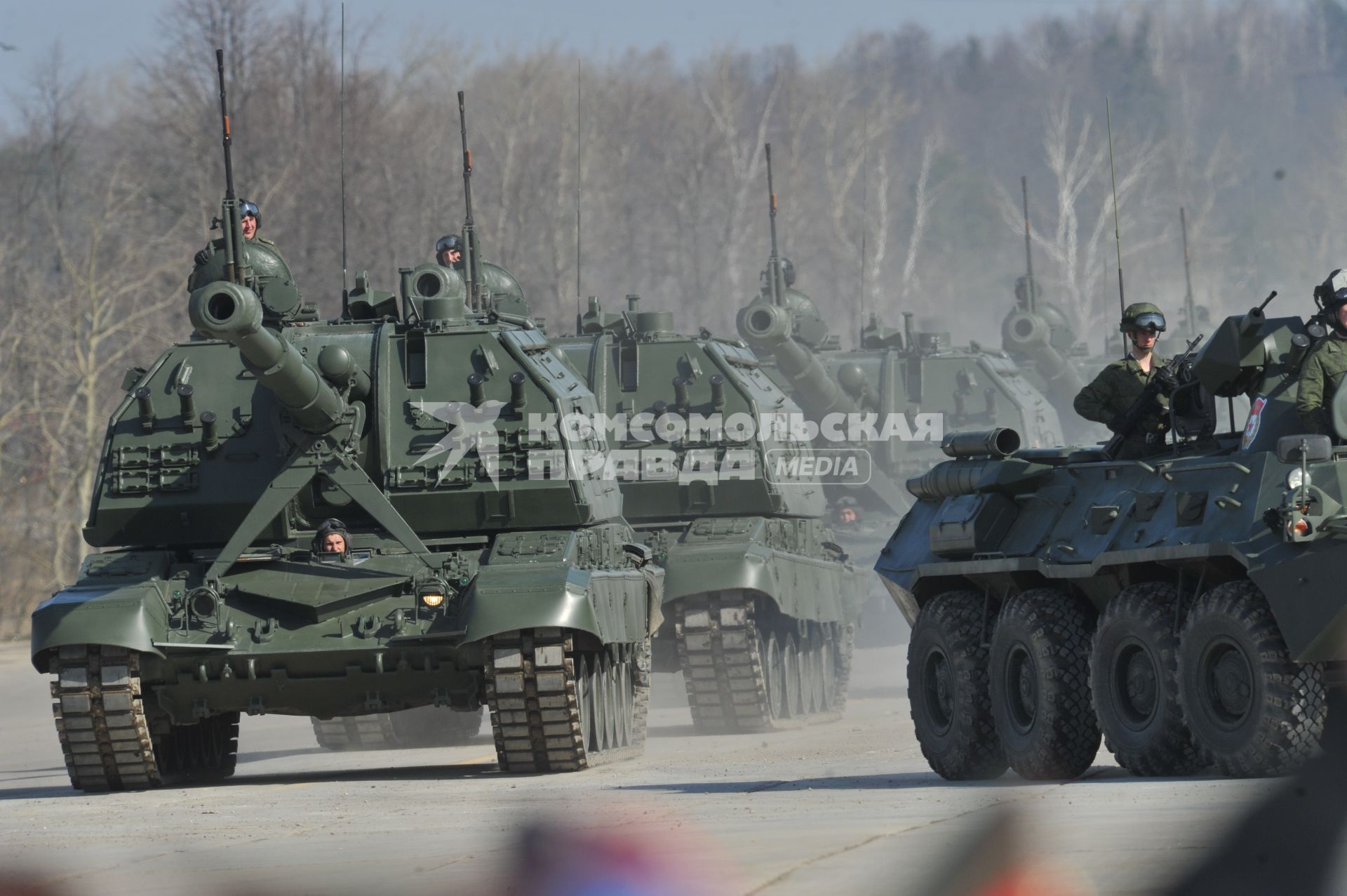 Полигон Алабино. Репетиция парада Победы. На снимке: военная техника