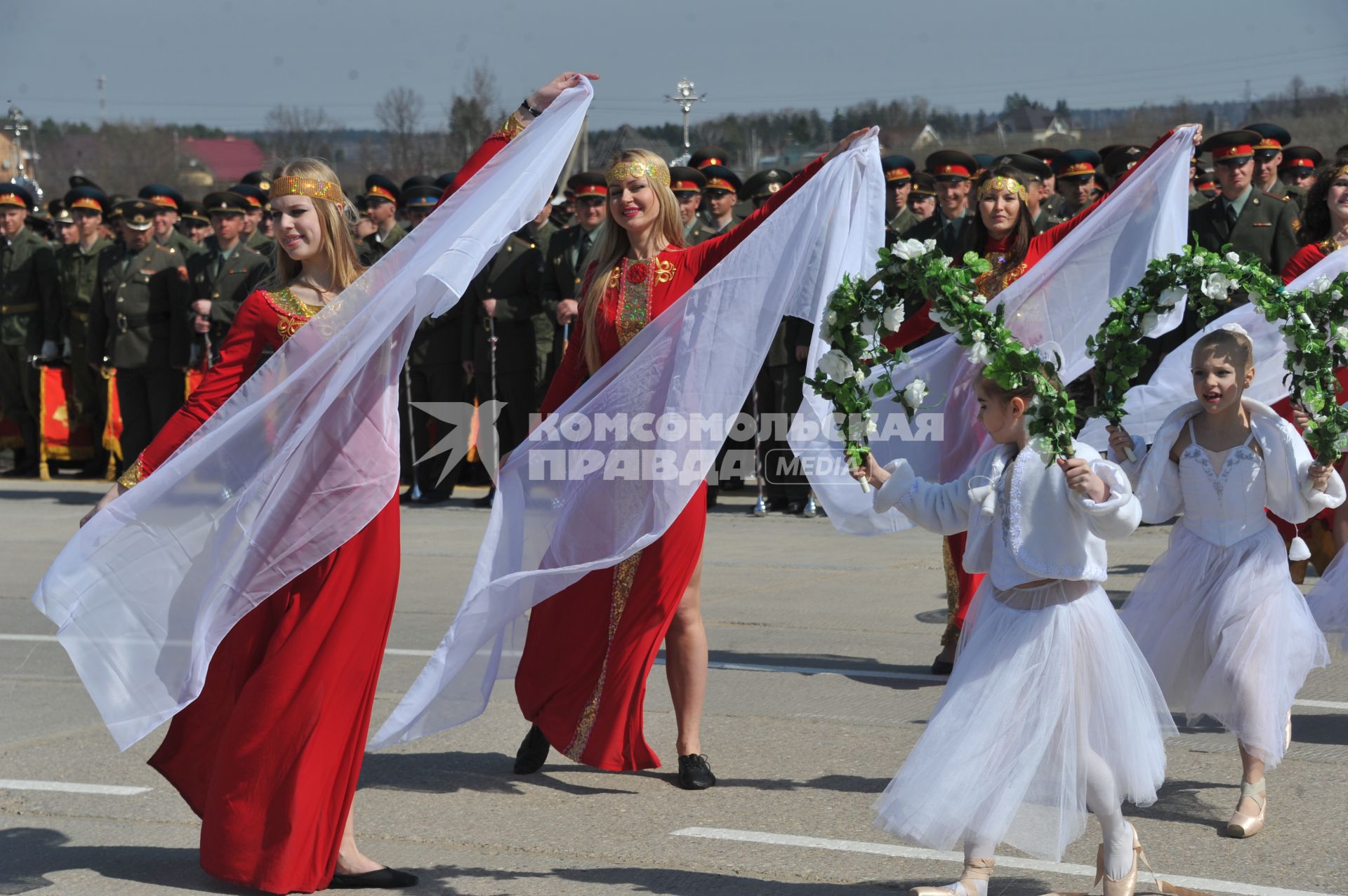 Полигон Алабино. Репетиция парада Победы. На снимке: концерт.